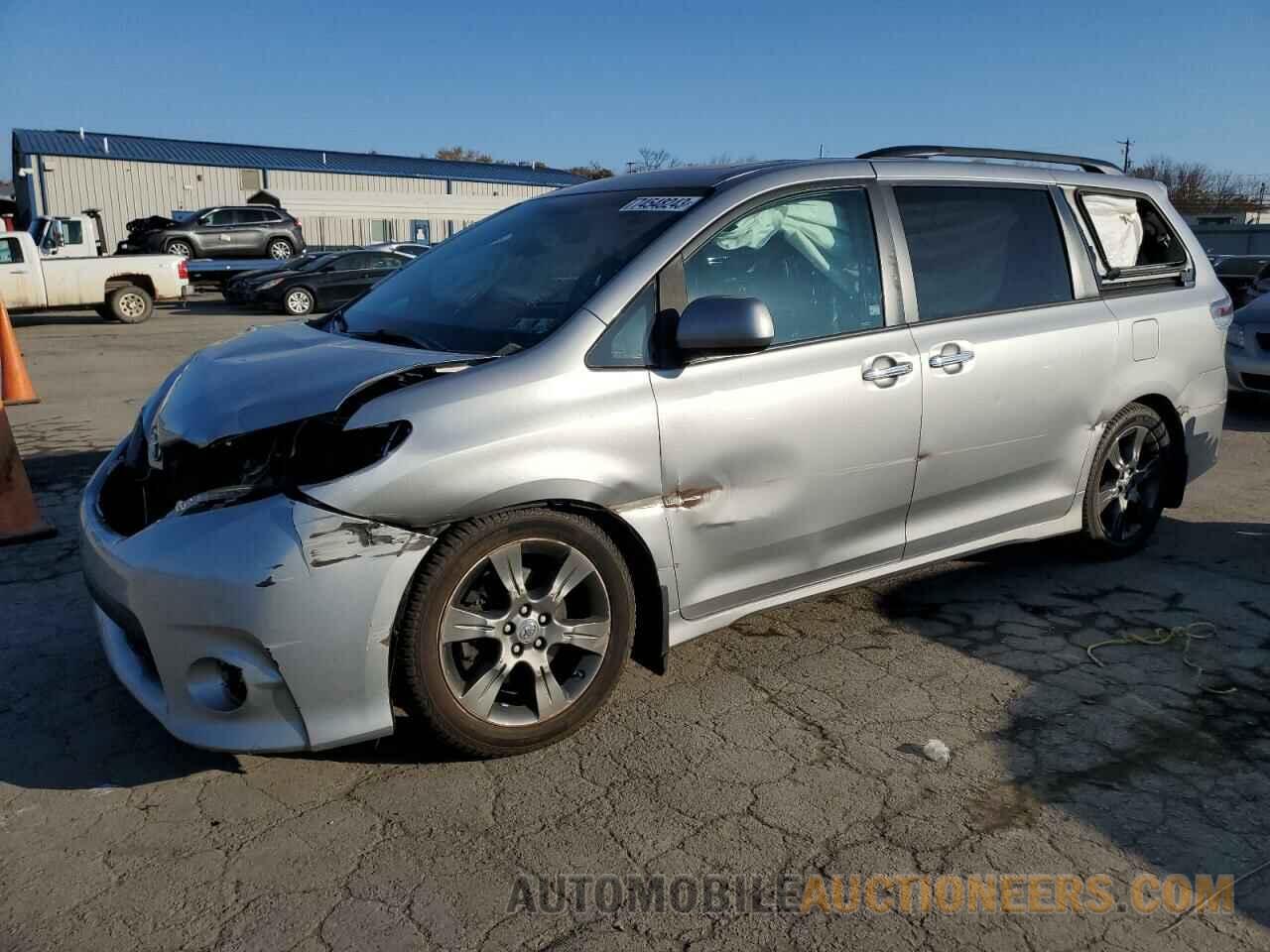 5TDXK3DC7FS590914 TOYOTA SIENNA 2015