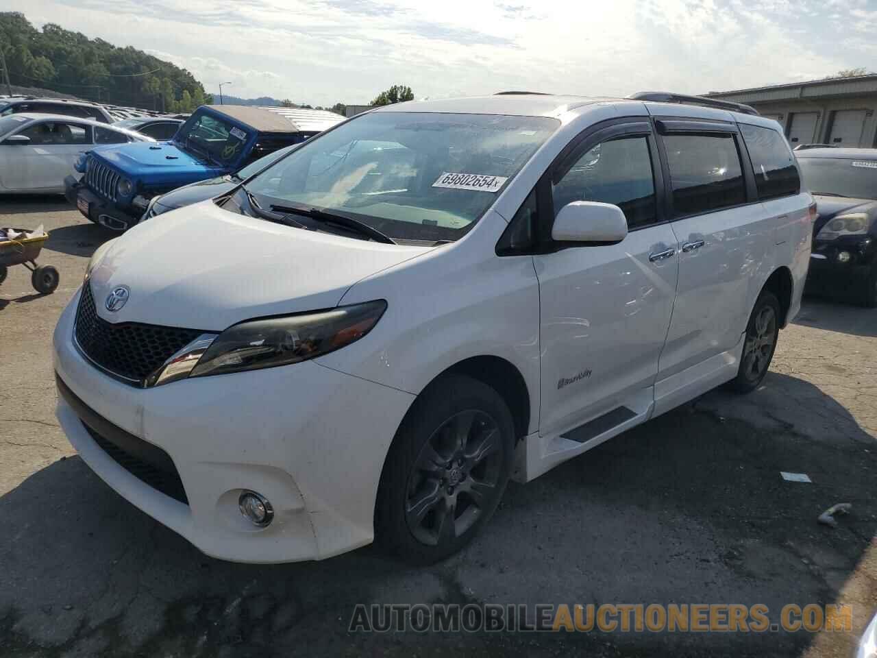 5TDXK3DC7FS633437 TOYOTA SIENNA 2015