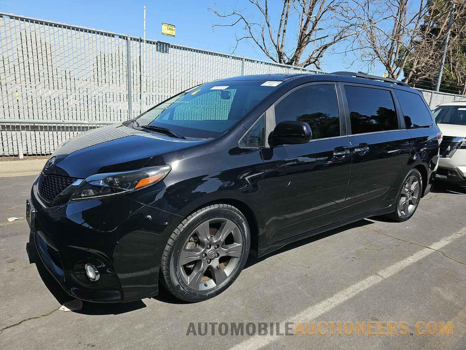 5TDXK3DC7FS666521 Toyota Sienna 2015