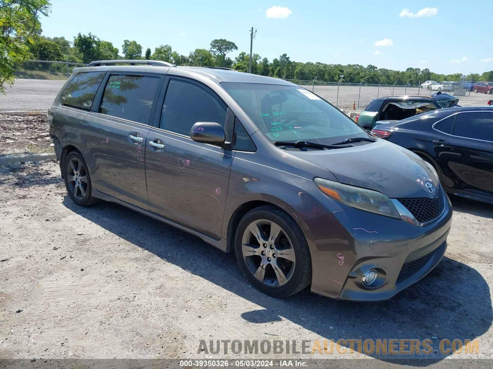 5TDXK3DC8FS550678 TOYOTA SIENNA 2015