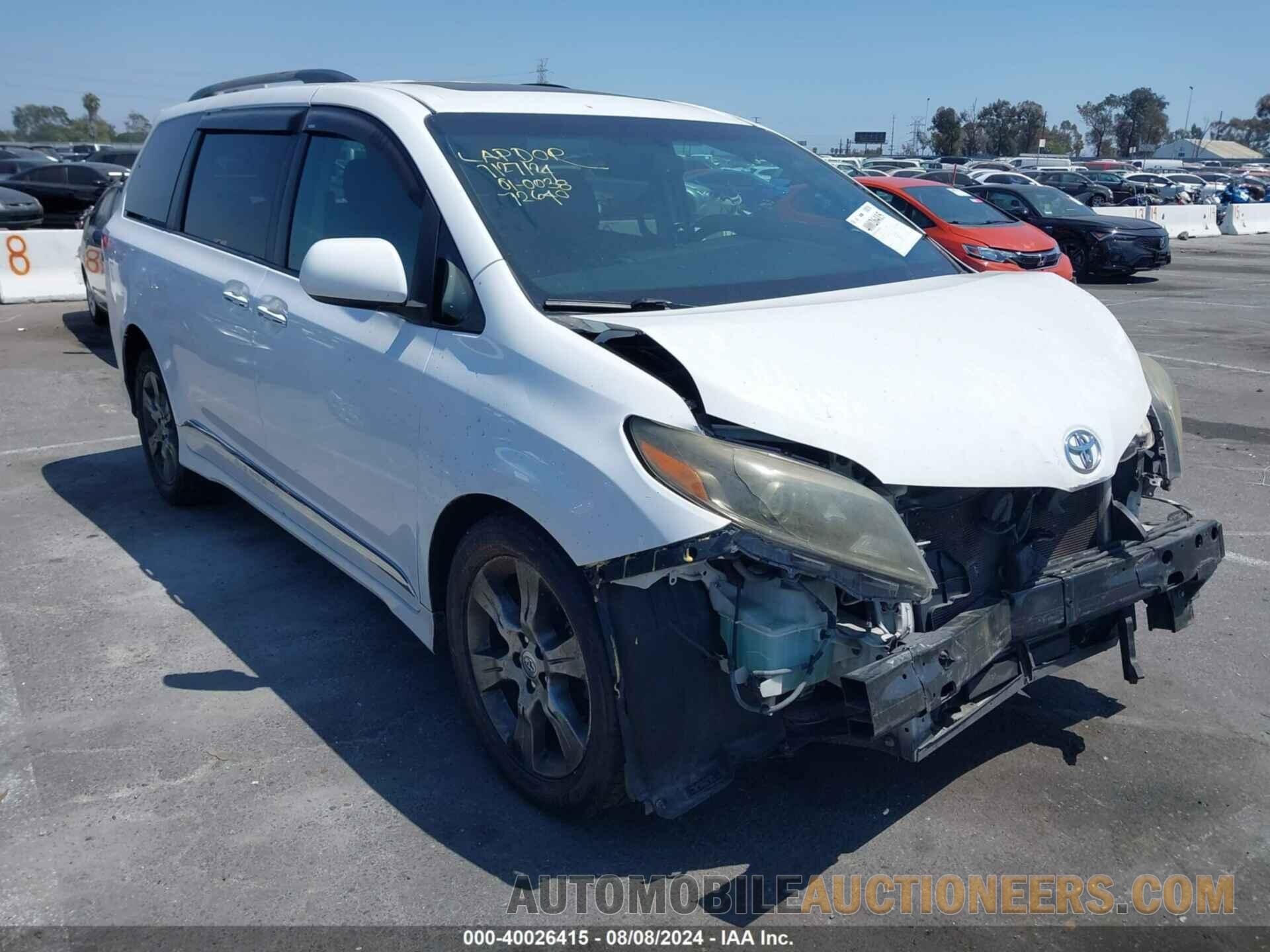 5TDXK3DC8FS551118 TOYOTA SIENNA 2015