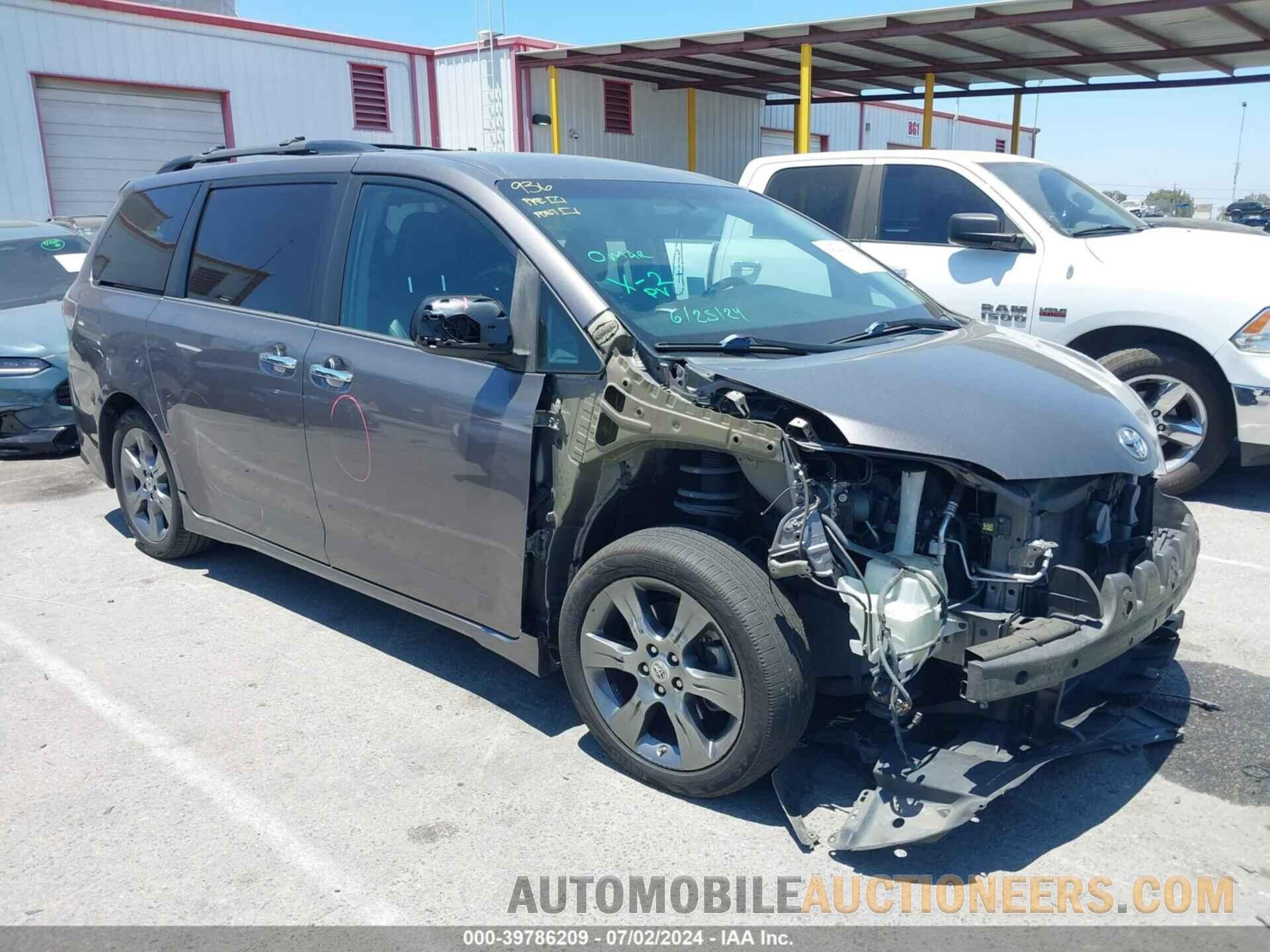 5TDXK3DC8FS659447 TOYOTA SIENNA 2015