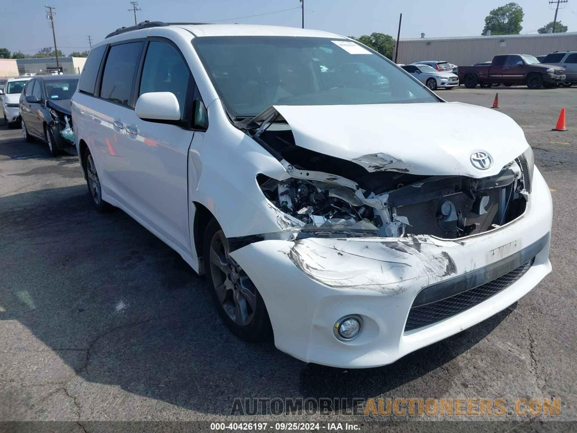 5TDXK3DC8FS687538 TOYOTA SIENNA 2015