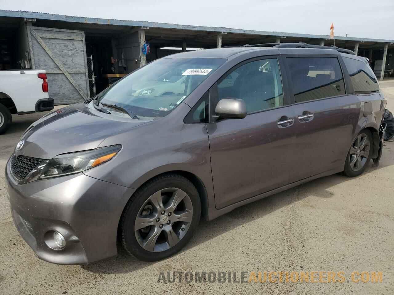 5TDXK3DC9FS644259 TOYOTA SIENNA 2015