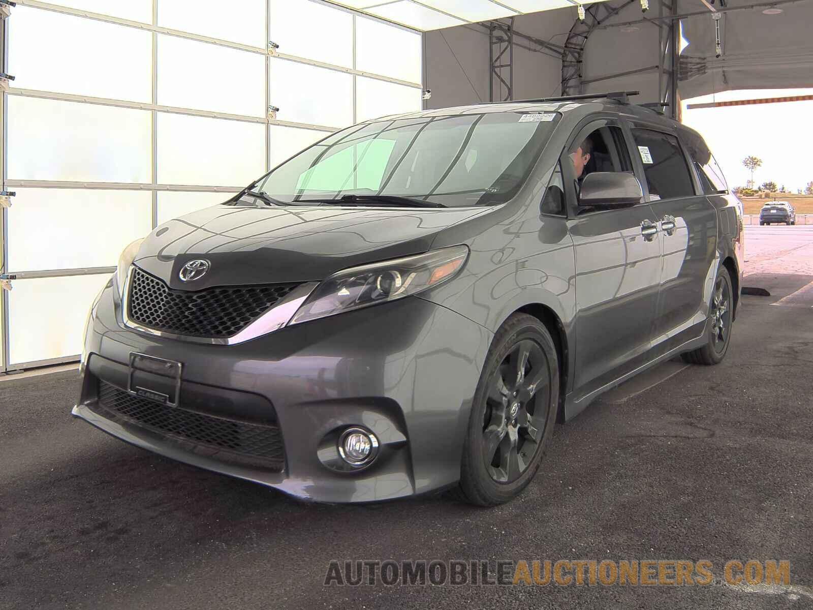 5TDXK3DCXFS584895 Toyota Sienna 2015