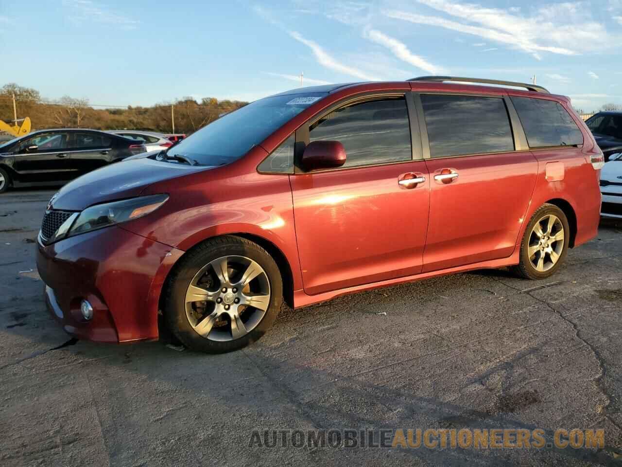 5TDXK3DCXFS602716 TOYOTA SIENNA 2015