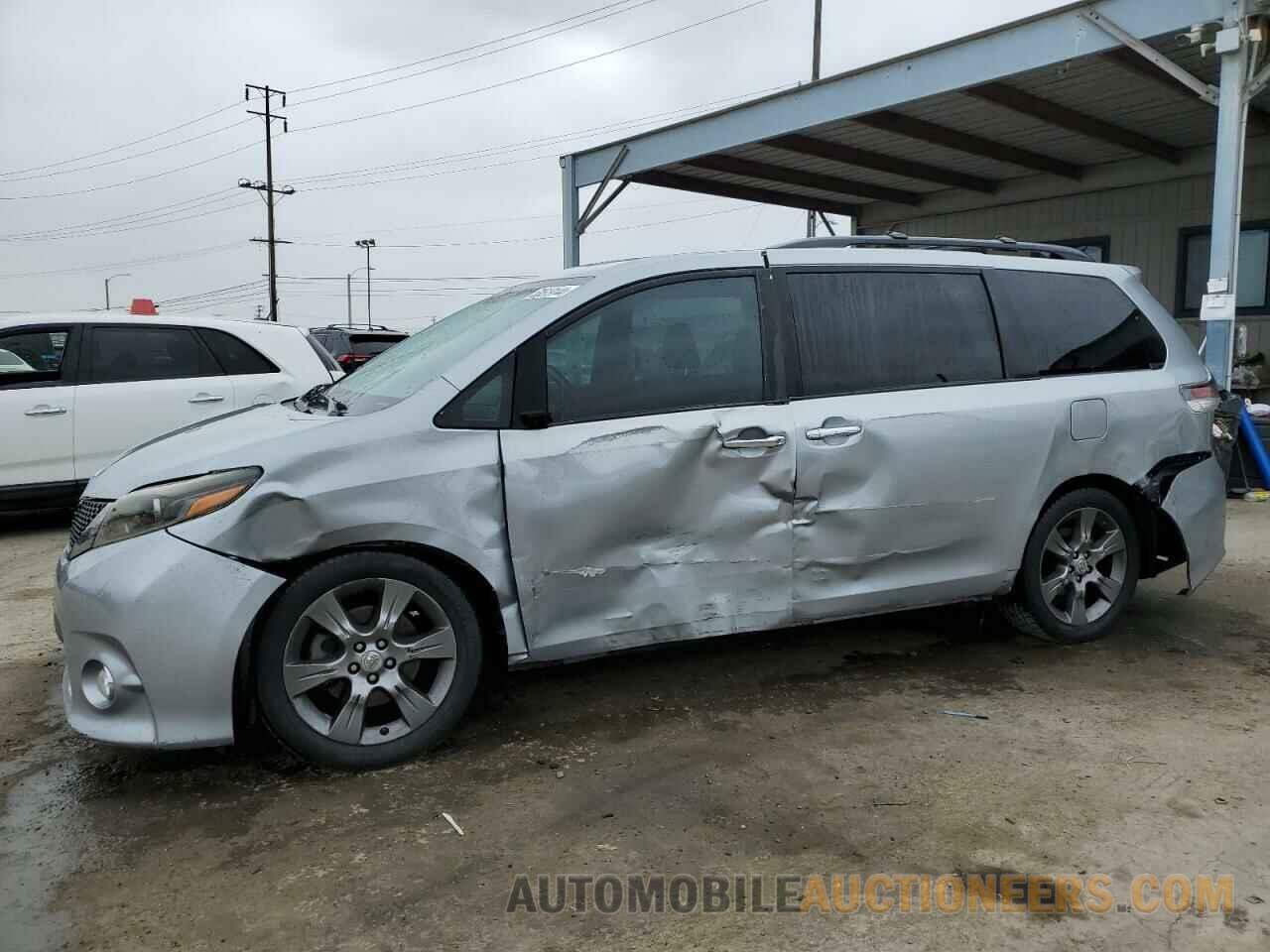 5TDXK3DCXFS630130 TOYOTA SIENNA 2015