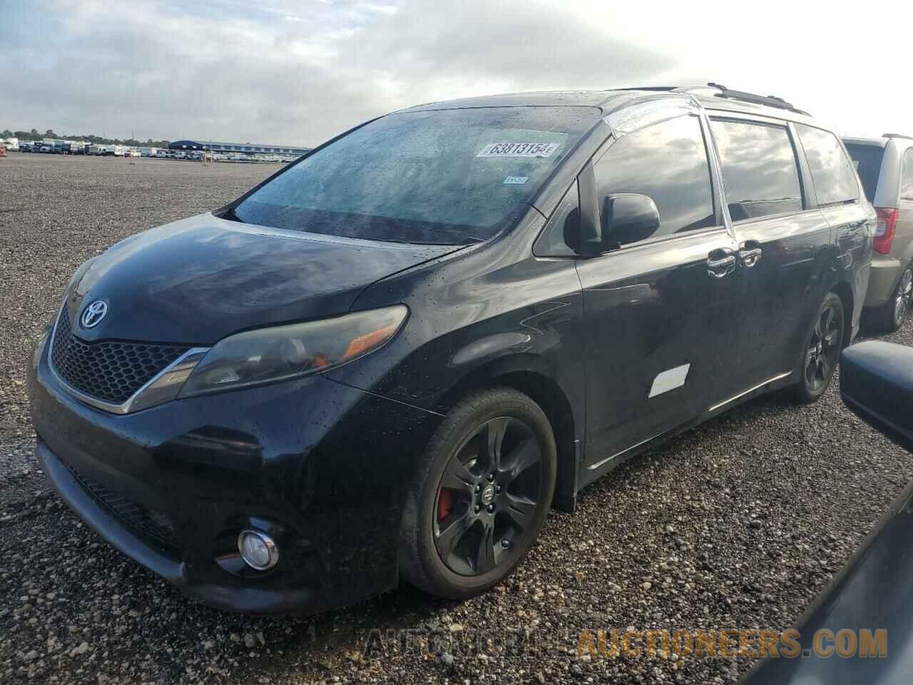 5TDXK3DCXFS666206 TOYOTA SIENNA 2015