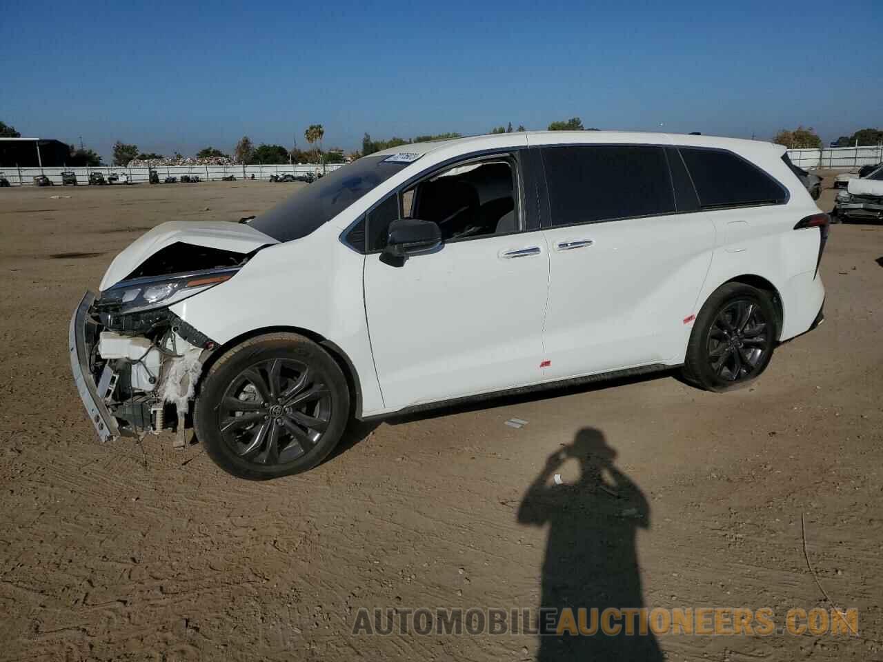 5TDXRKEC1NS092453 TOYOTA SIENNA 2022