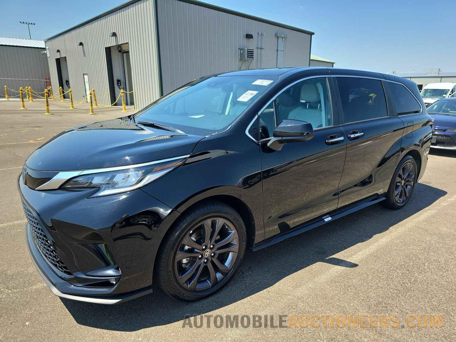 5TDXRKEC6PS169613 Toyota Sienna 2023