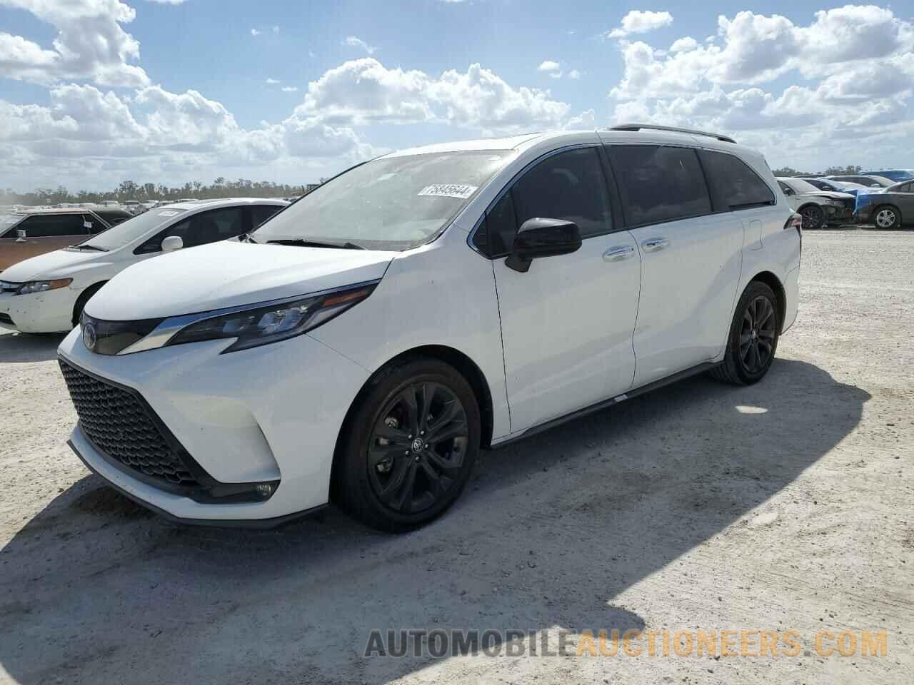 5TDXRKECXNS080768 TOYOTA SIENNA 2022