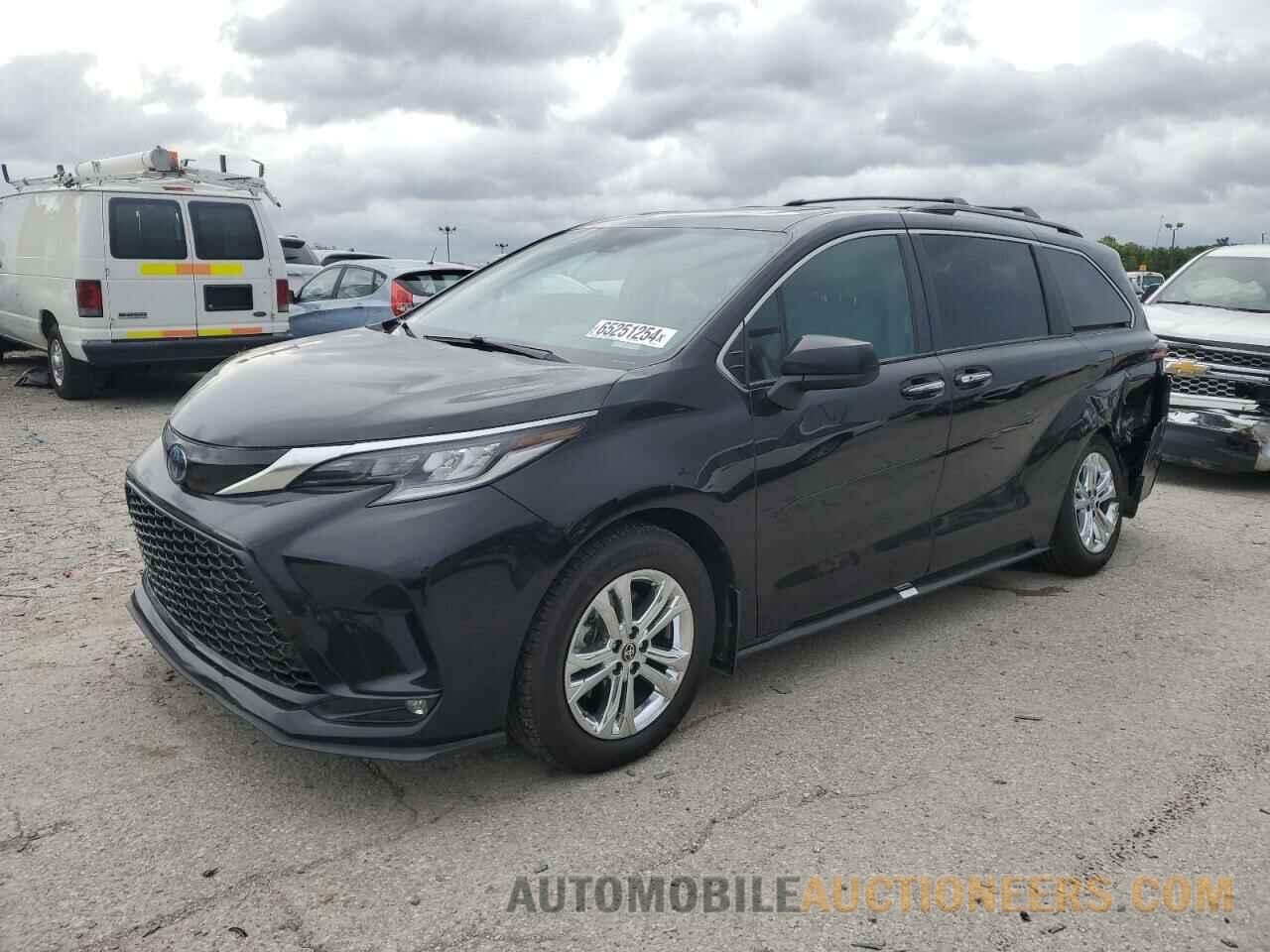 5TDXSKFC7NS068158 TOYOTA SIENNA 2022