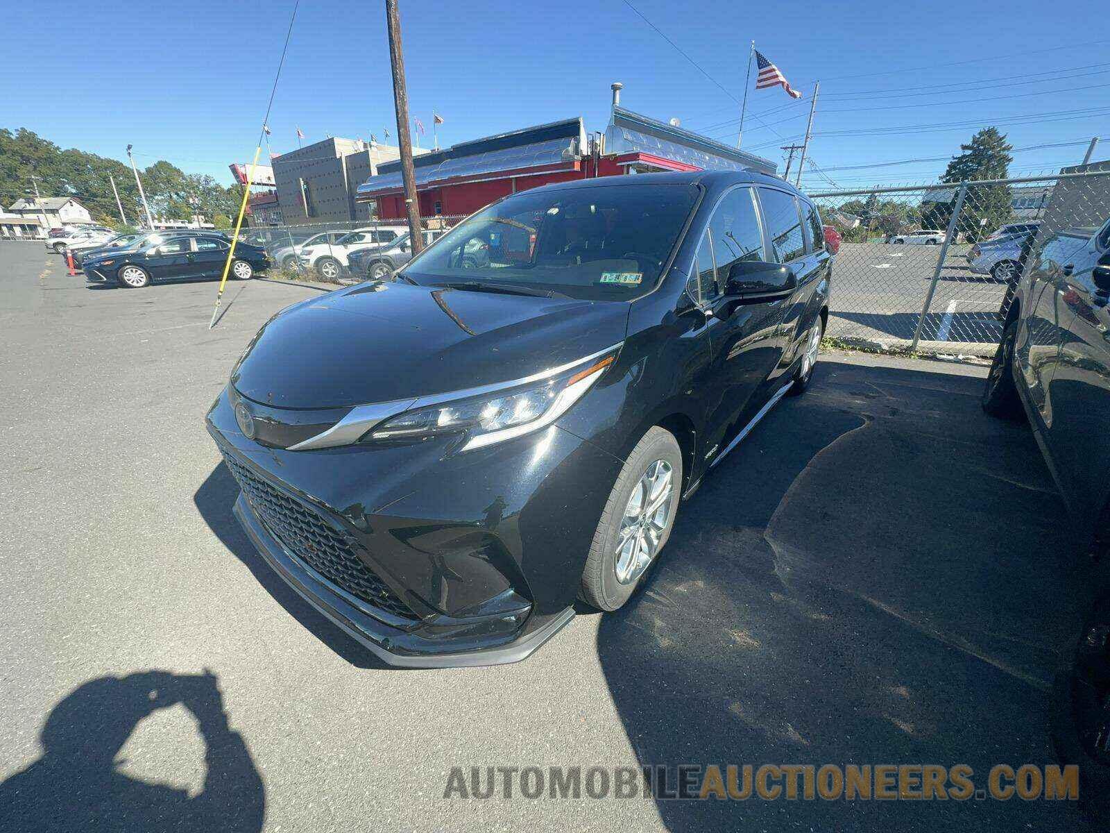 5TDXSKFC9MS017520 Toyota Sienna 2021