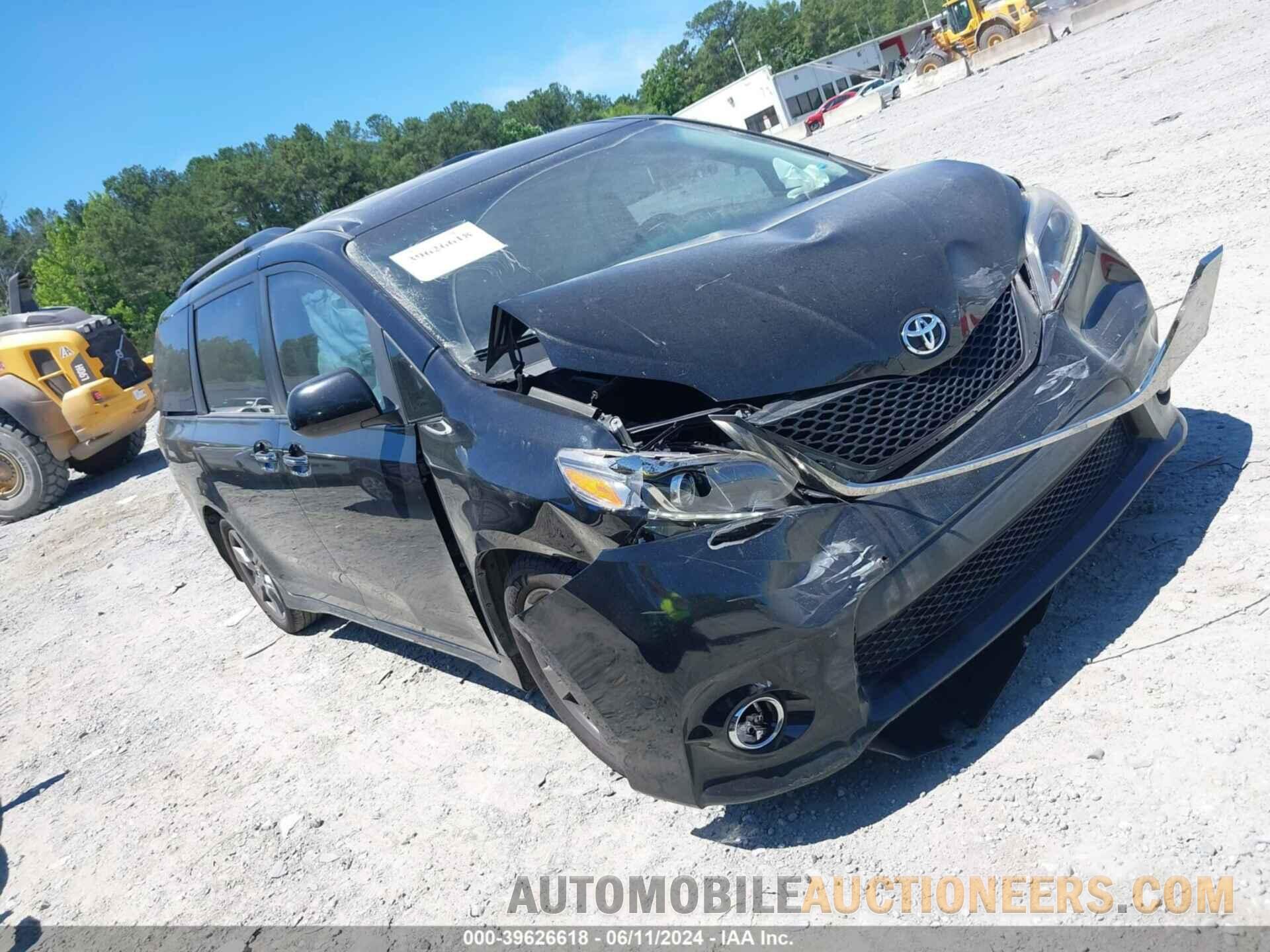 5TDXZ3DC0HS805063 TOYOTA SIENNA 2017