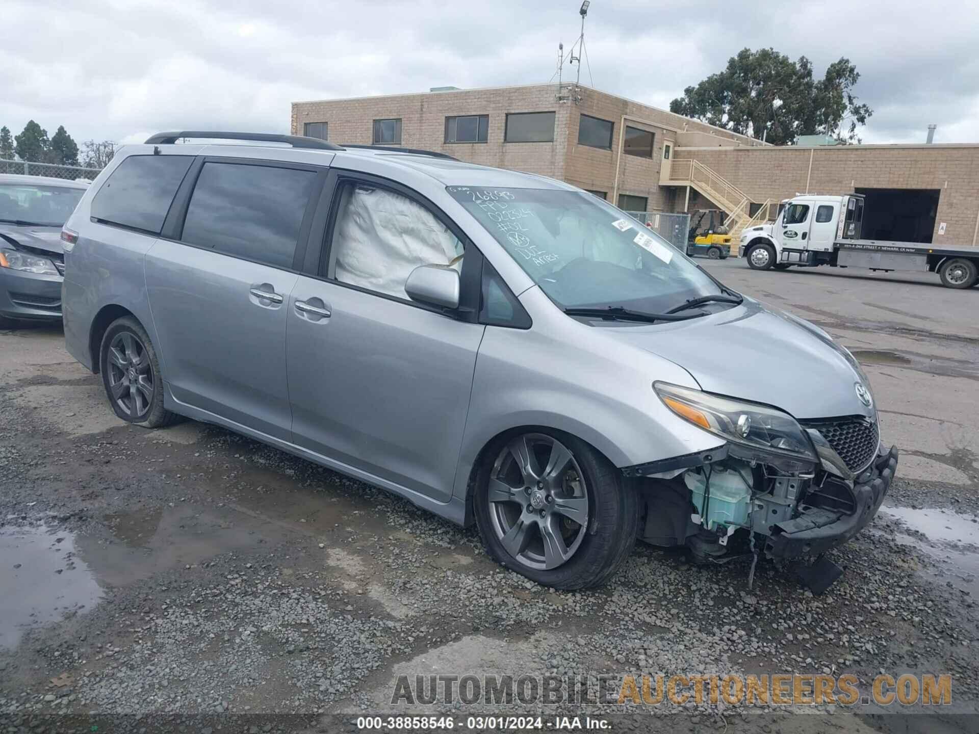 5TDXZ3DC0HS888784 TOYOTA SIENNA 2017