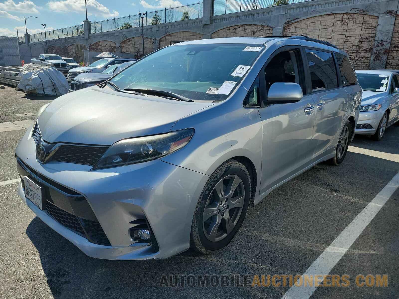 5TDXZ3DC0JS945331 Toyota Sienna 2018