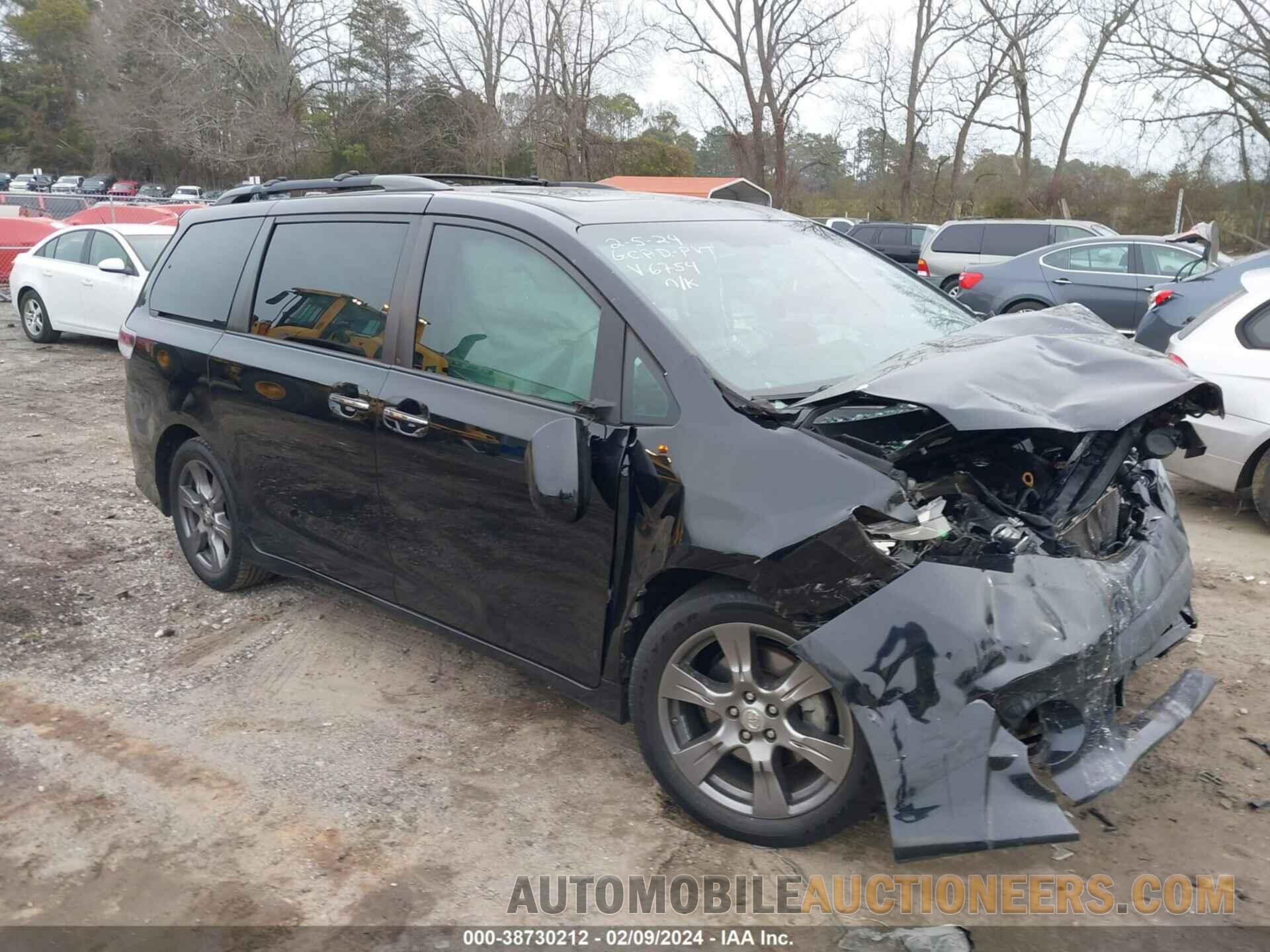 5TDXZ3DC1HS776754 TOYOTA SIENNA 2017