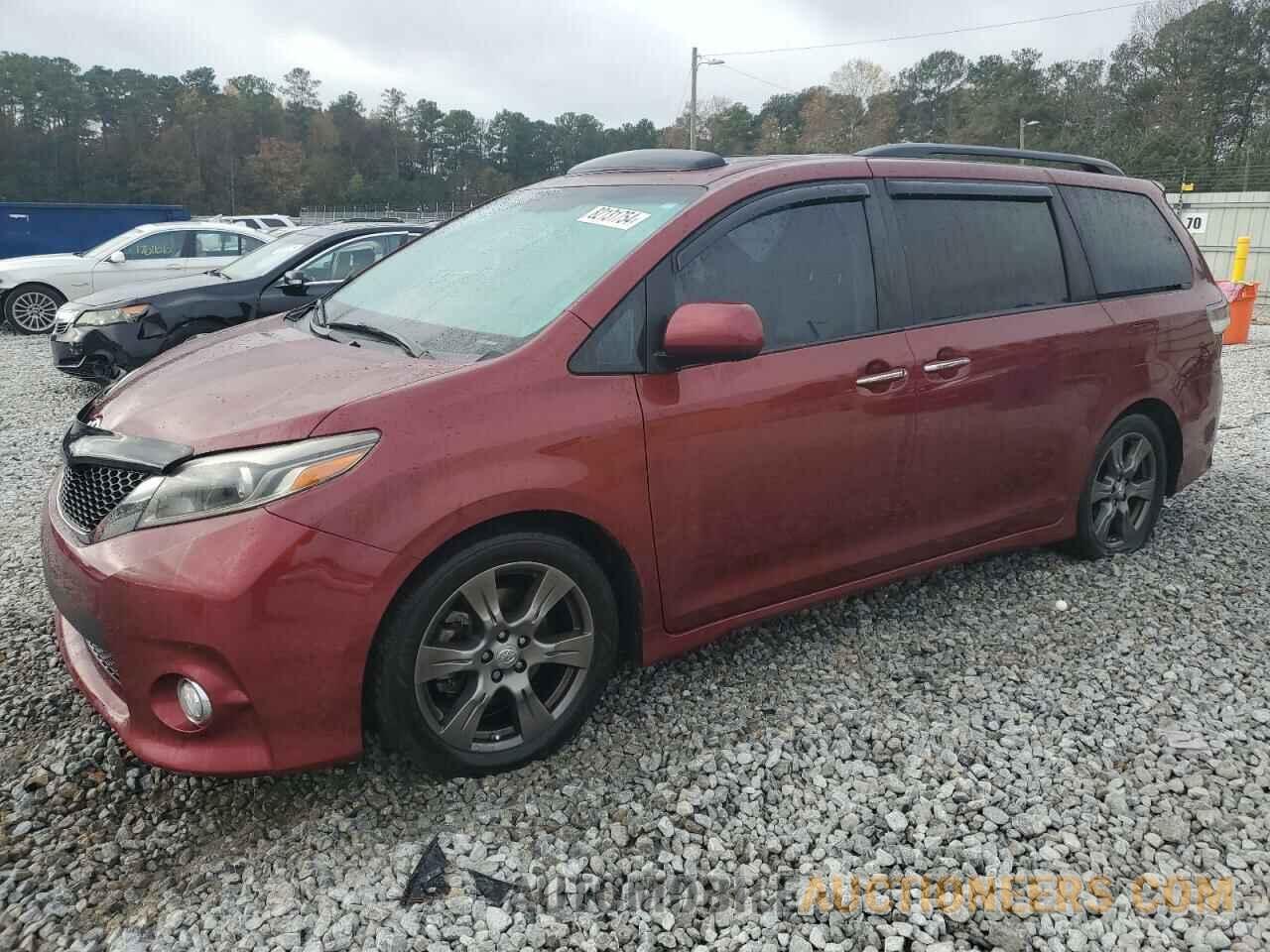 5TDXZ3DC1HS786720 TOYOTA SIENNA 2017