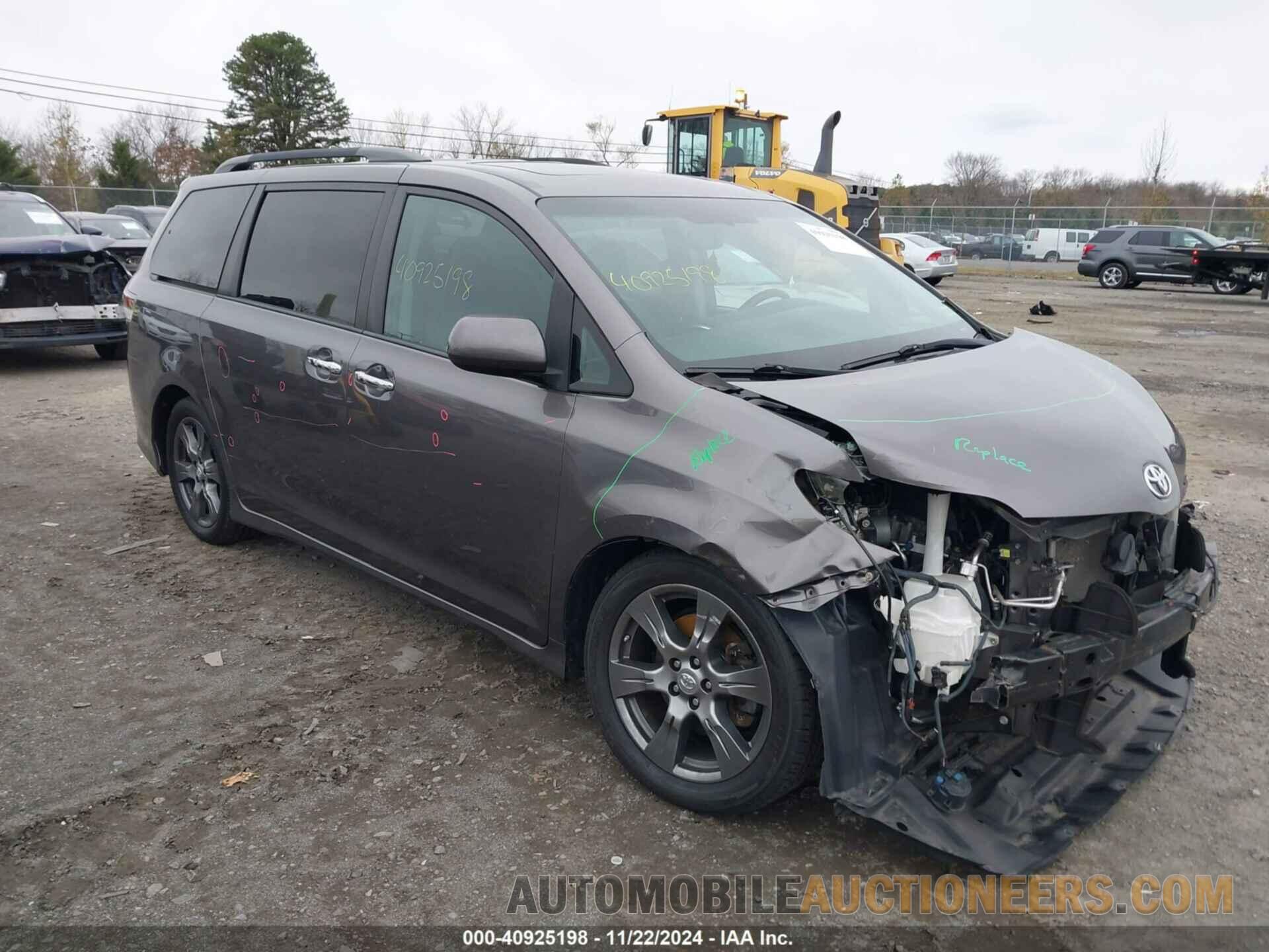 5TDXZ3DC1HS826245 TOYOTA SIENNA 2017