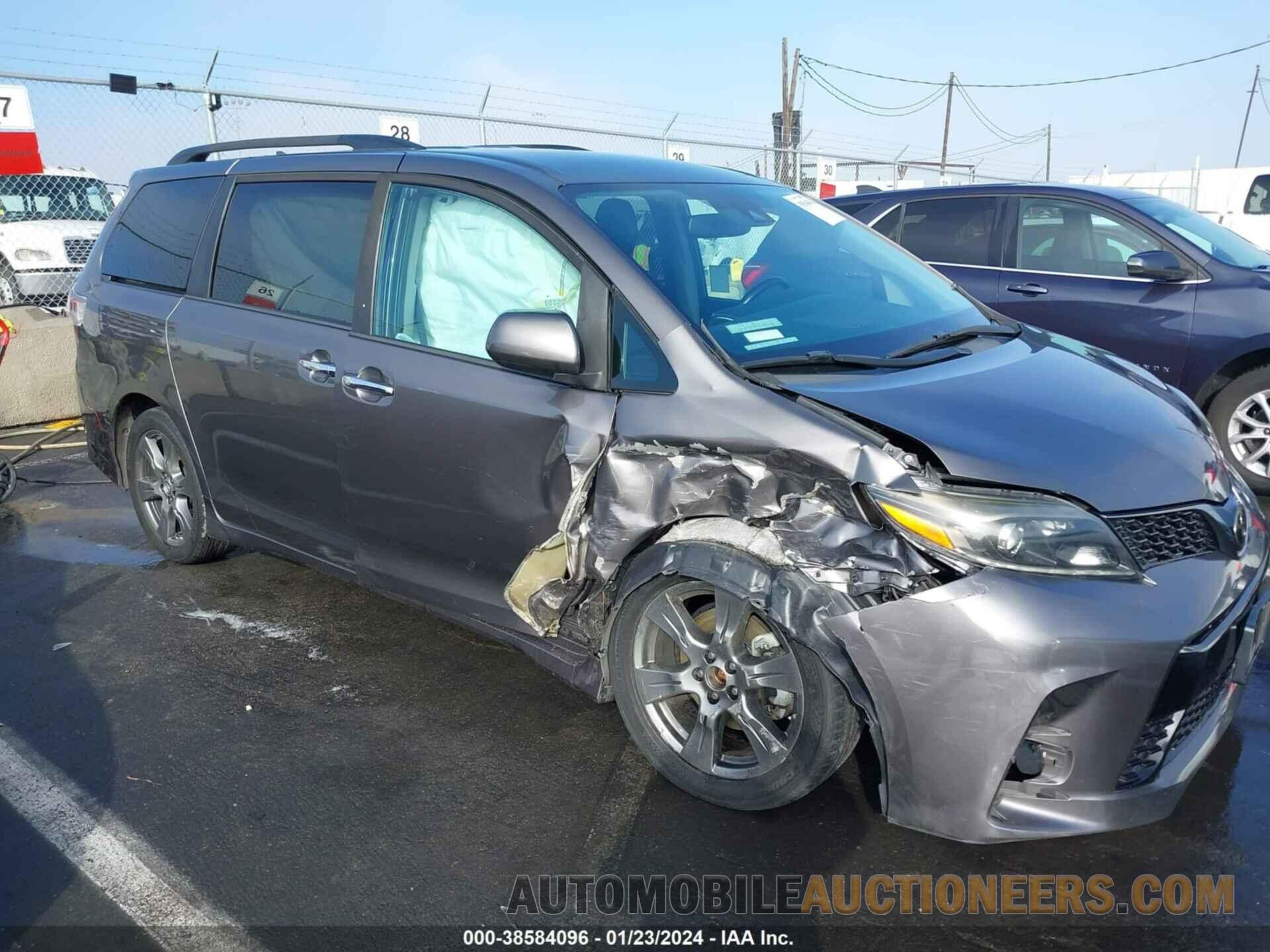 5TDXZ3DC1JS946942 TOYOTA SIENNA 2018