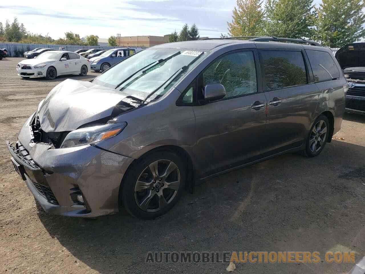 5TDXZ3DC1KS969073 TOYOTA SIENNA 2019