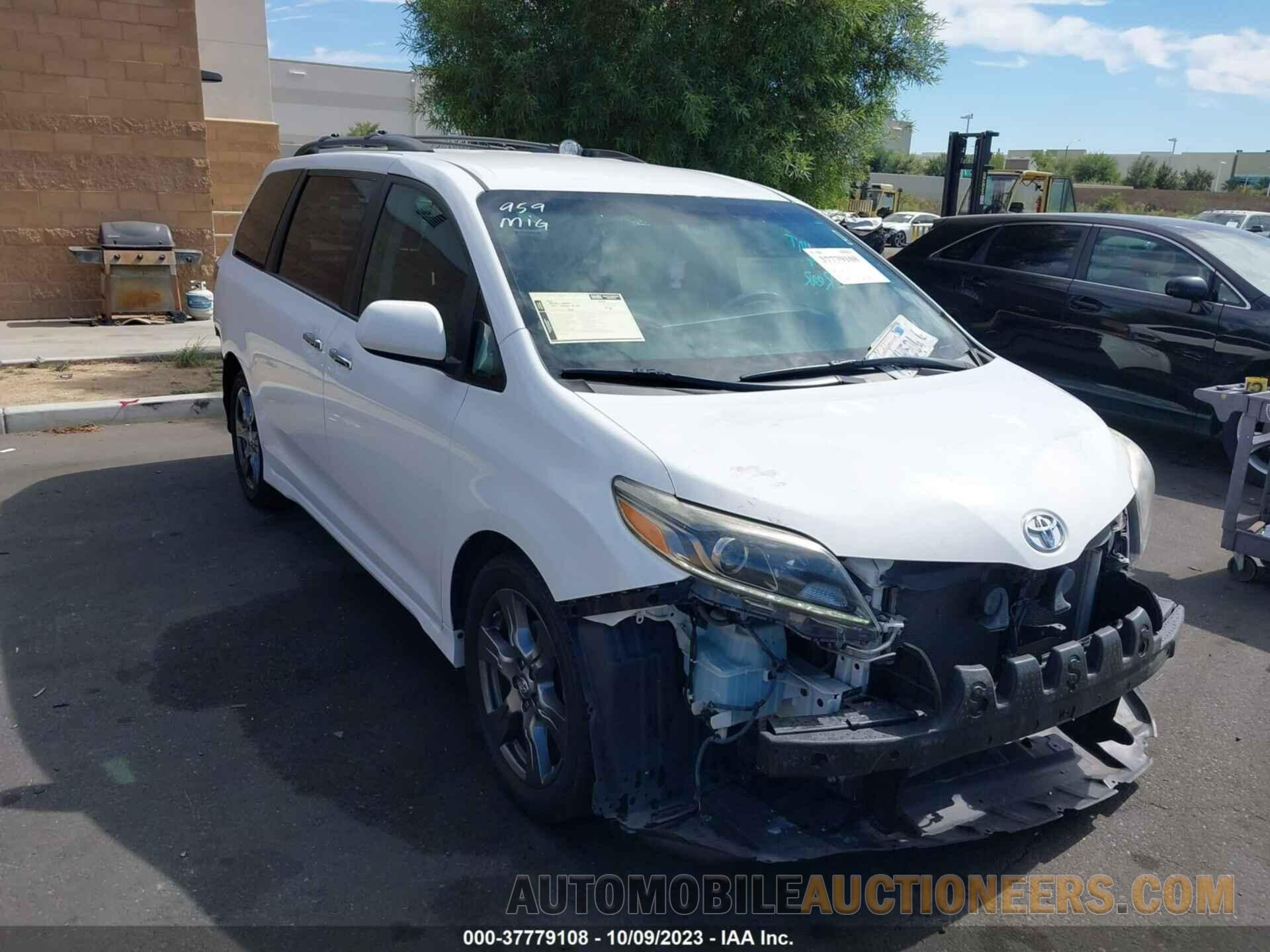 5TDXZ3DC2HS793076 TOYOTA SIENNA 2017