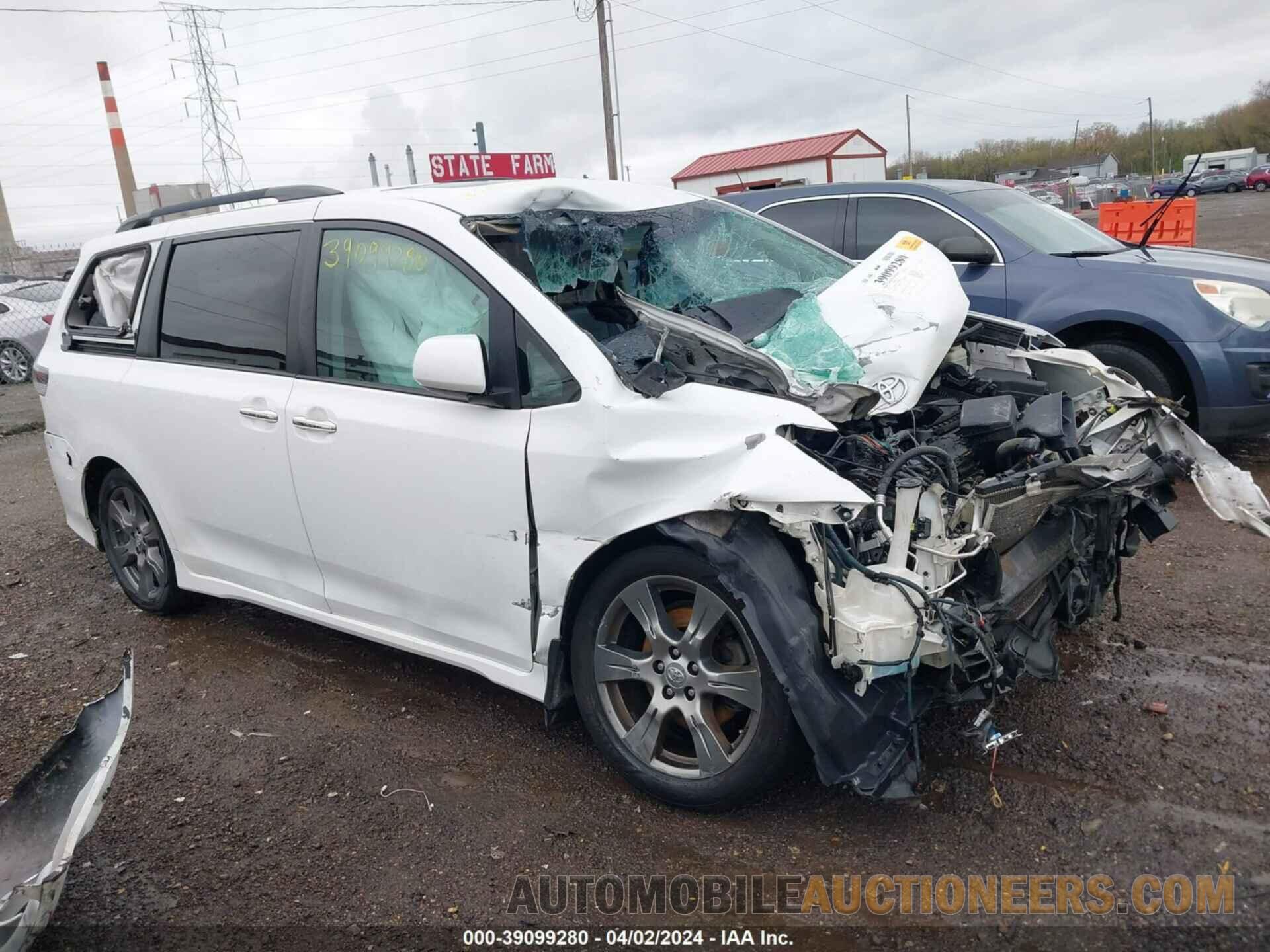 5TDXZ3DC2HS827095 TOYOTA SIENNA 2017