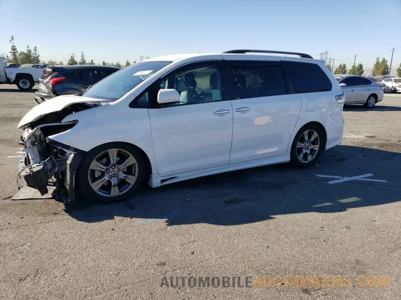 5TDXZ3DC2JS921239 TOYOTA SIENNA 2018