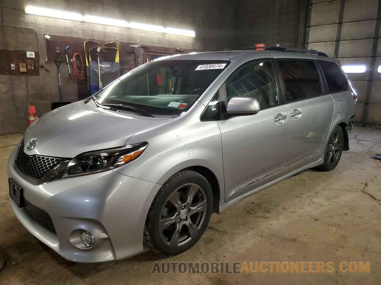 5TDXZ3DC3HS789666 TOYOTA SIENNA 2017