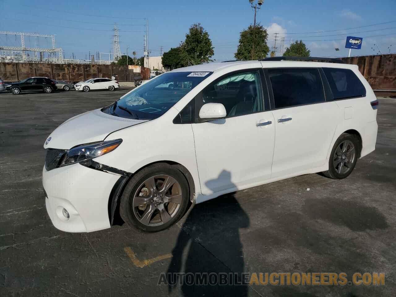 5TDXZ3DC3HS878833 TOYOTA SIENNA 2017