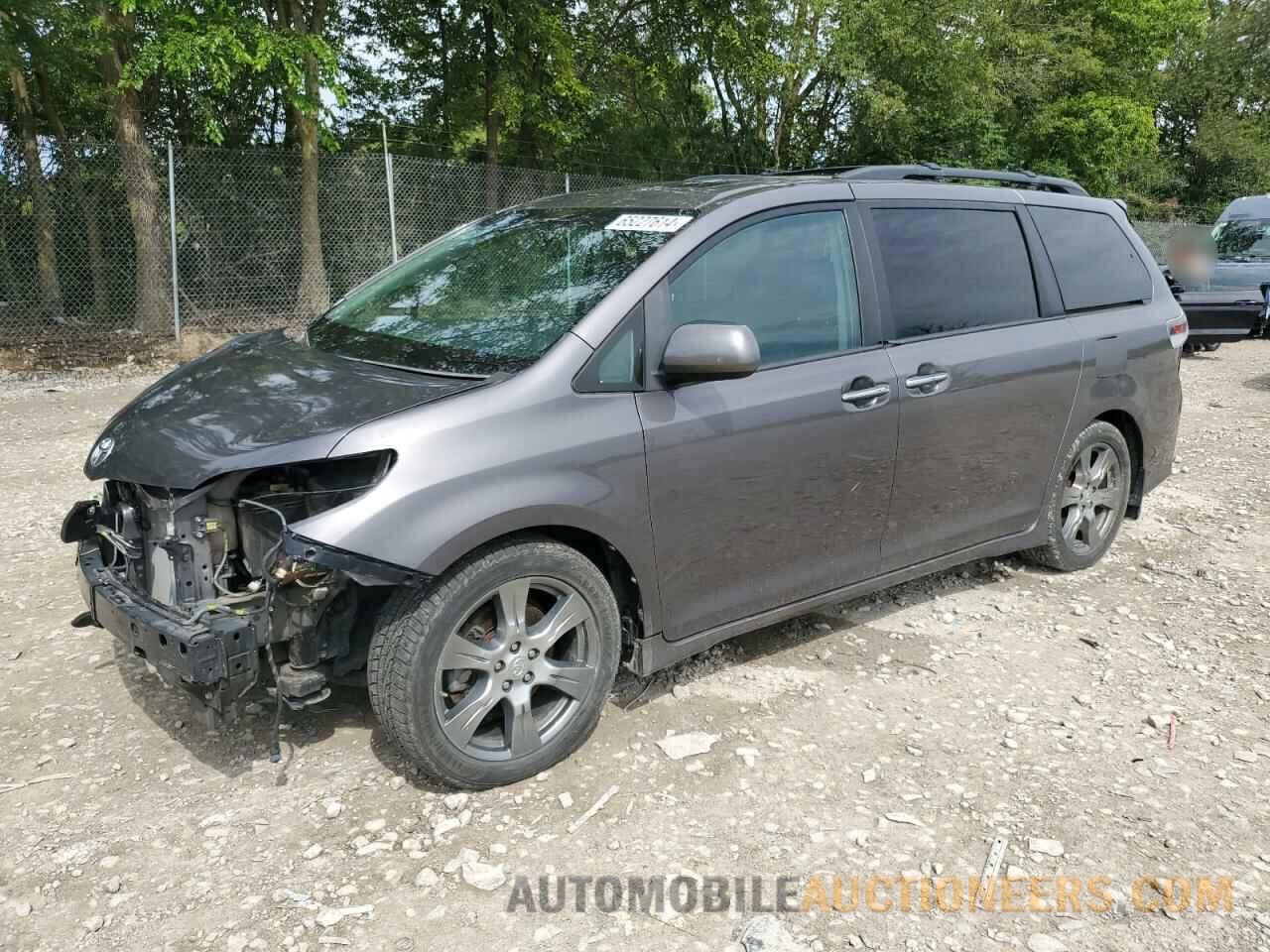 5TDXZ3DC4HS799882 TOYOTA SIENNA 2017