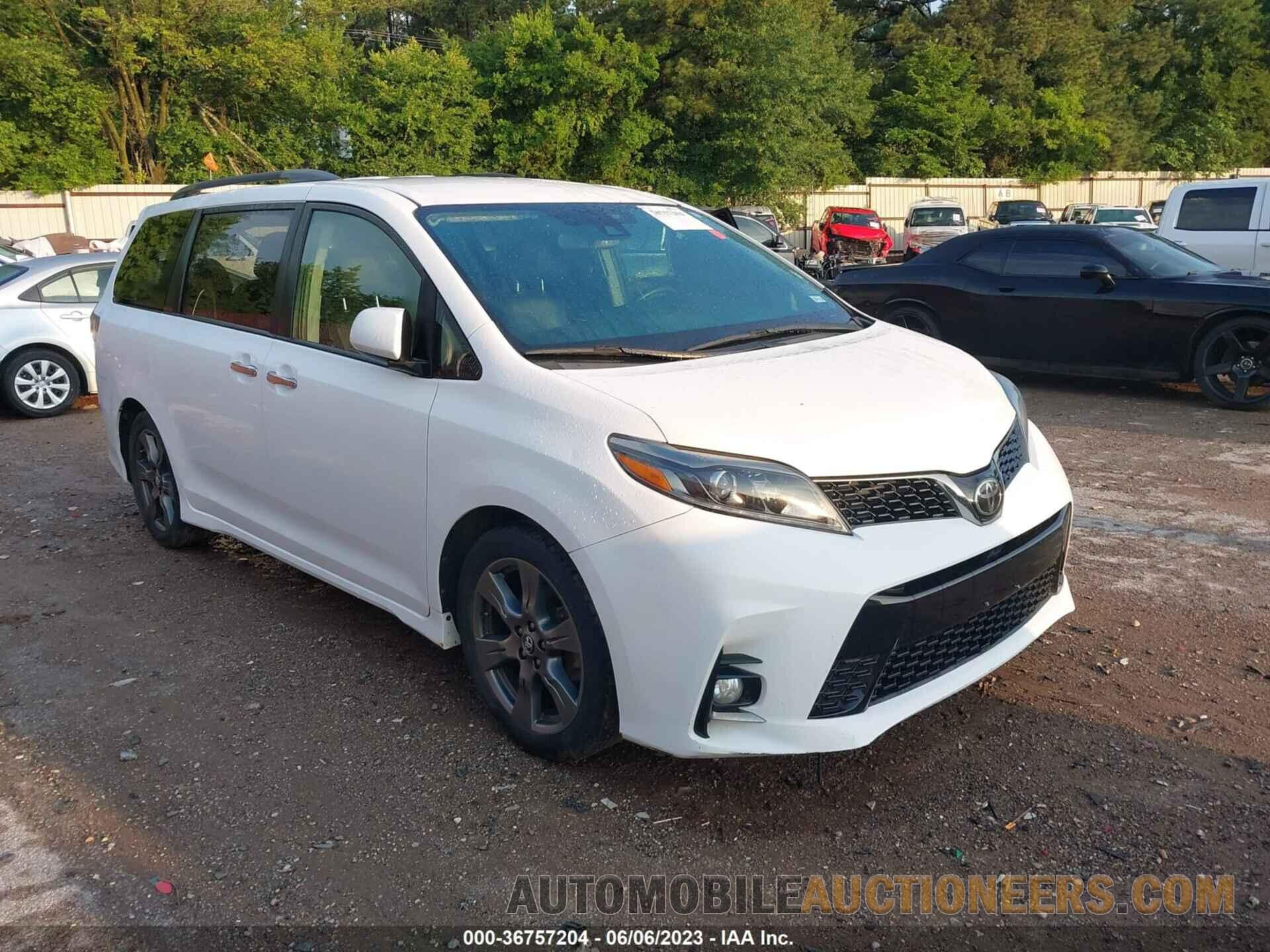 5TDXZ3DC4JS908895 TOYOTA SIENNA 2018