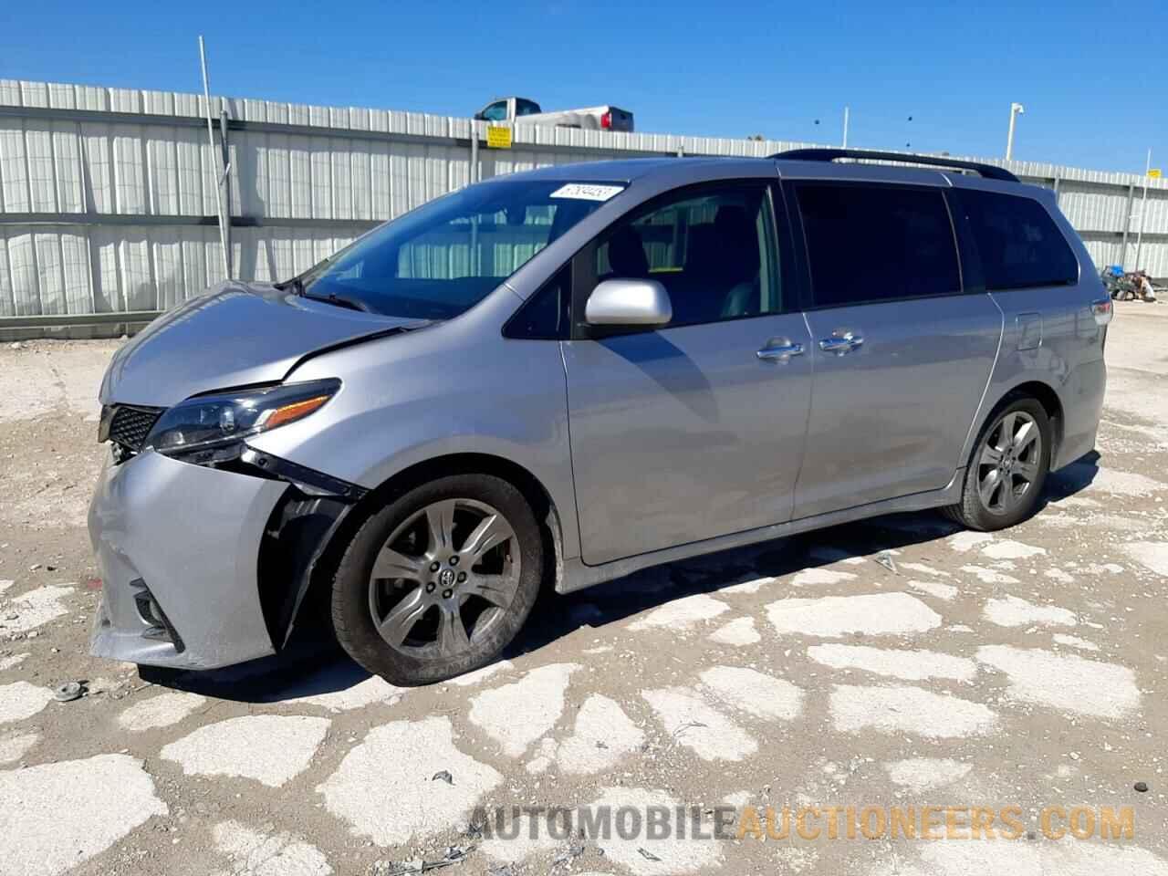 5TDXZ3DC4JS954470 TOYOTA SIENNA 2018