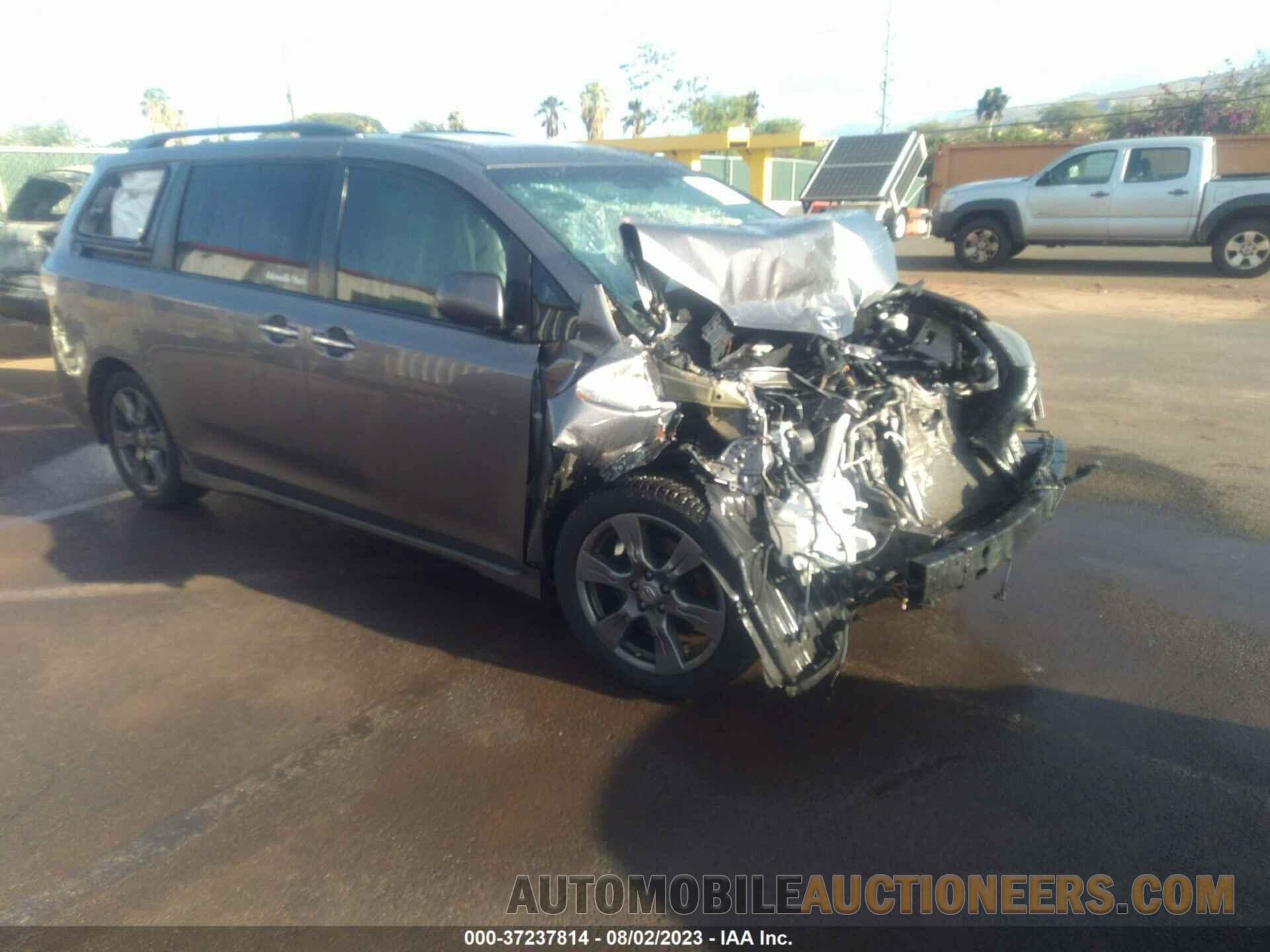 5TDXZ3DC5HS887615 TOYOTA SIENNA 2017