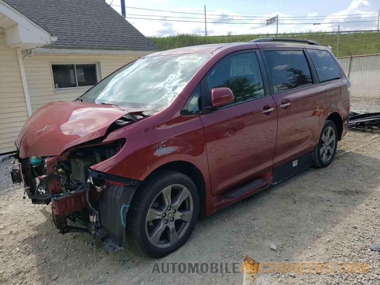 5TDXZ3DC5JS943655 TOYOTA SIENNA 2018