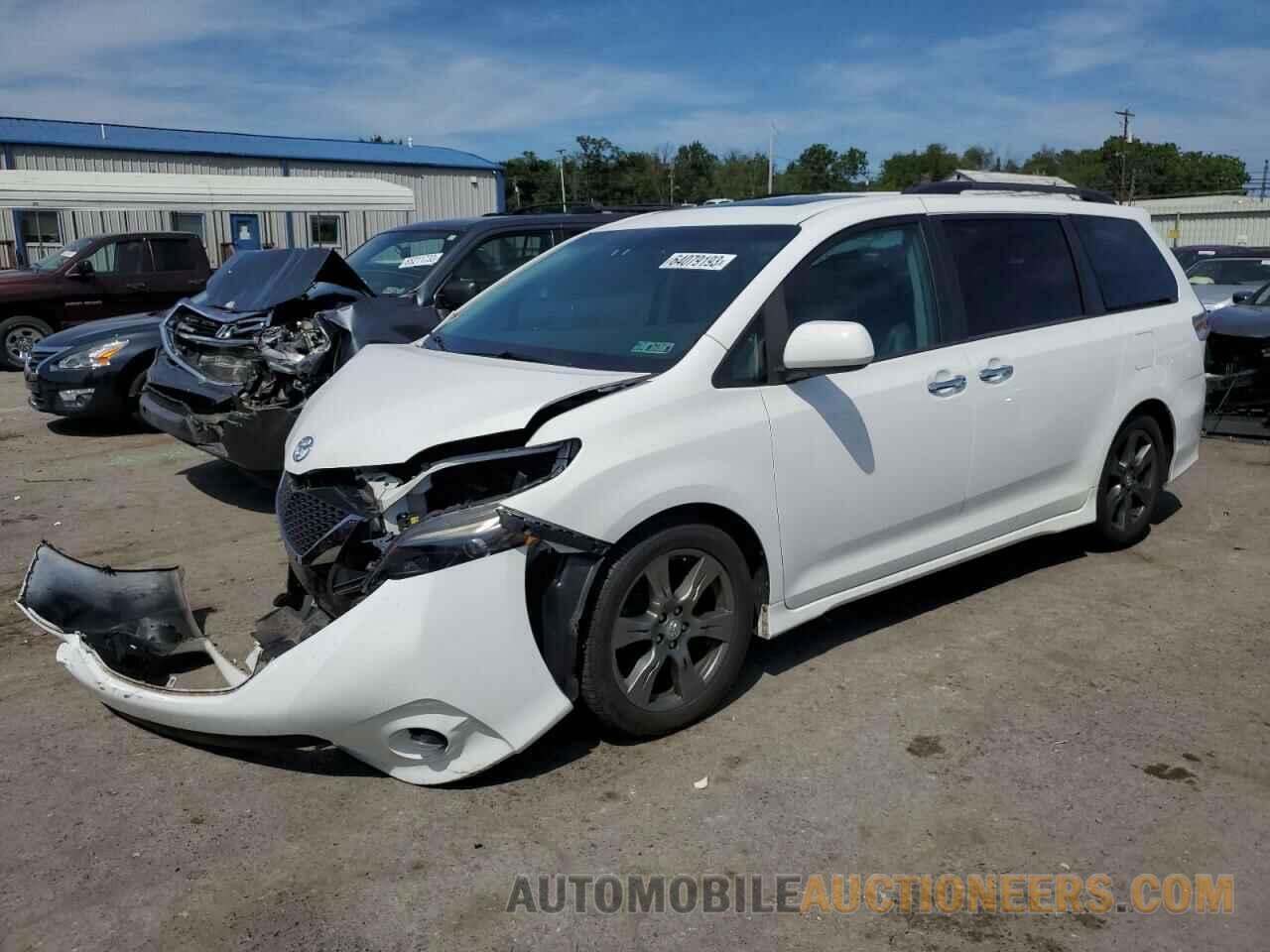 5TDXZ3DC6HS883637 TOYOTA SIENNA 2017