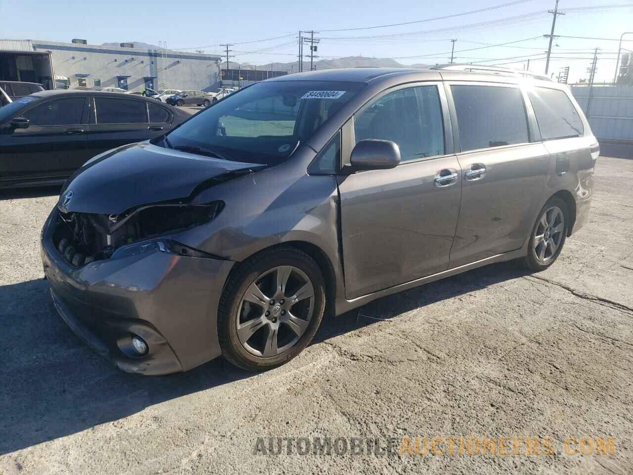 5TDXZ3DC6HS884982 TOYOTA SIENNA 2017