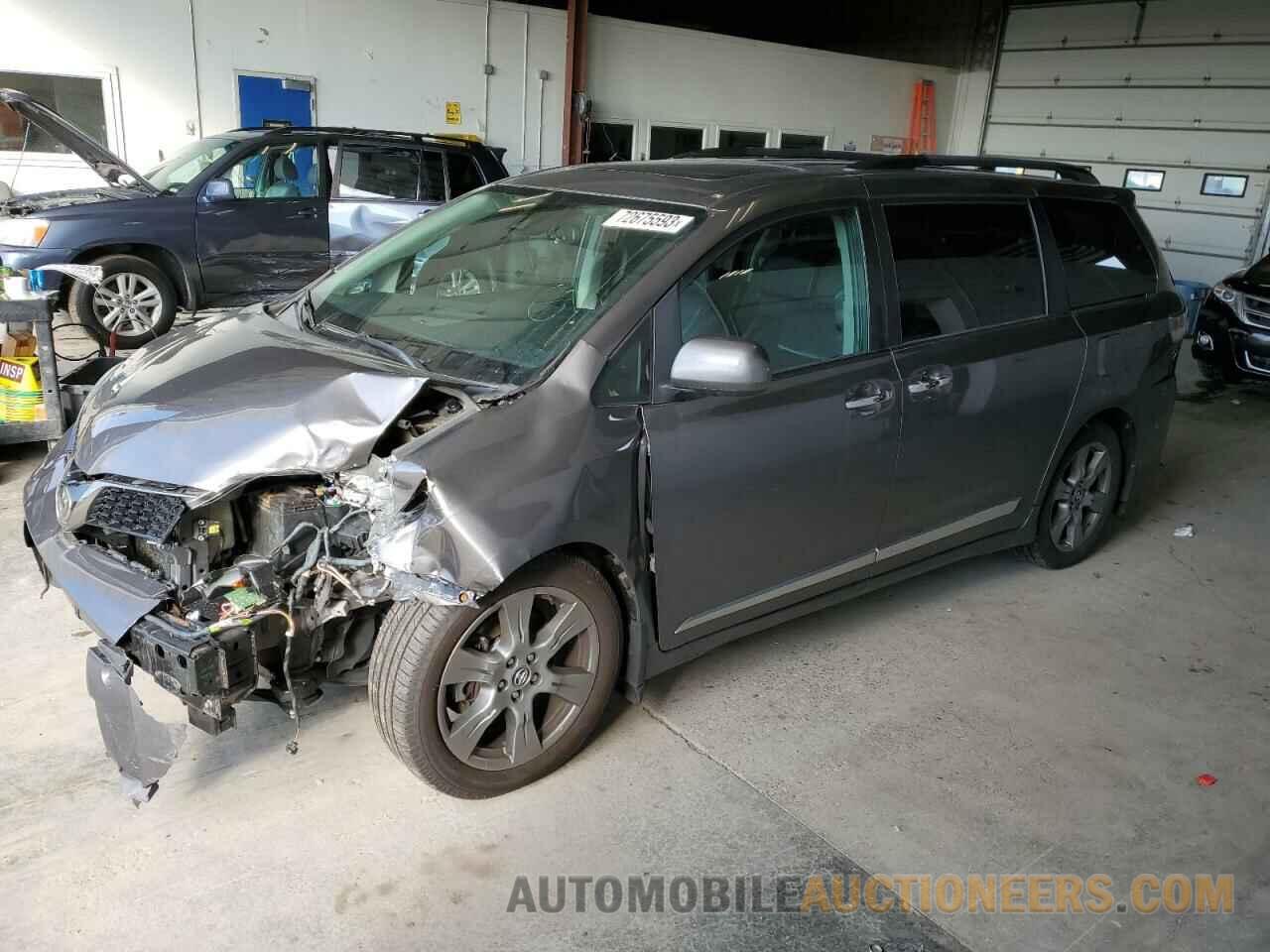 5TDXZ3DC6JS934933 TOYOTA SIENNA 2018