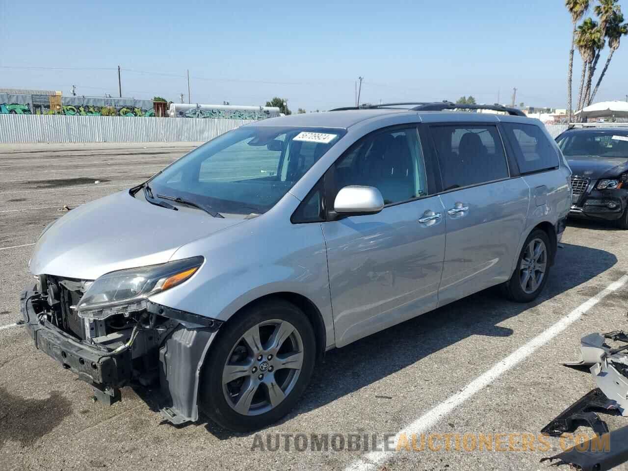 5TDXZ3DC7JS913413 TOYOTA SIENNA 2018