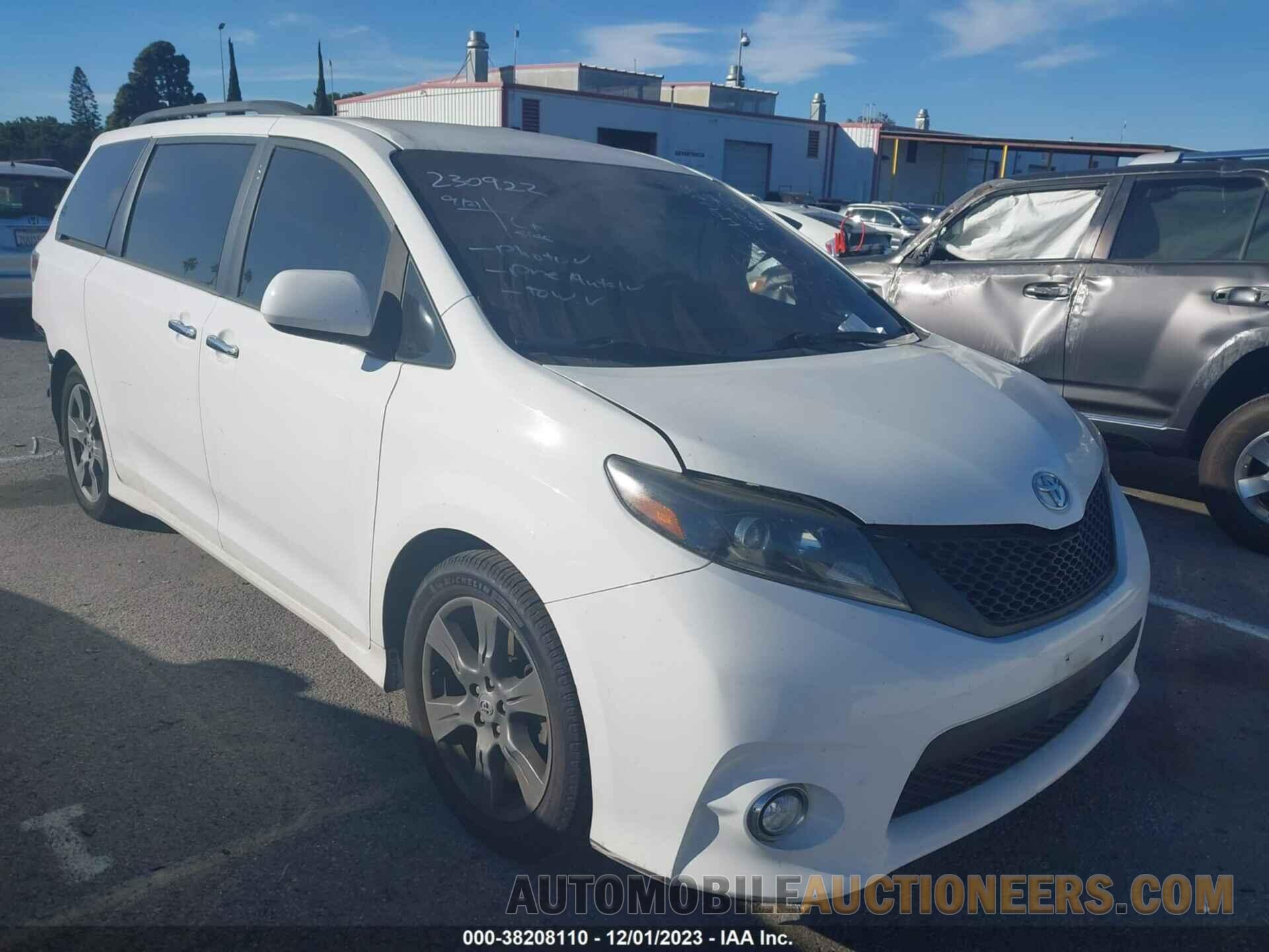 5TDXZ3DC8HS895501 TOYOTA SIENNA 2017