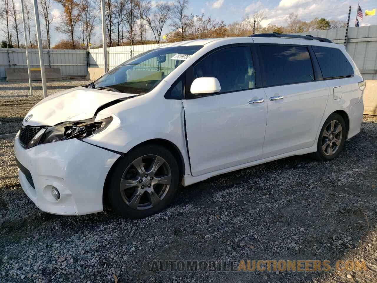 5TDXZ3DCXHS802753 TOYOTA SIENNA 2017