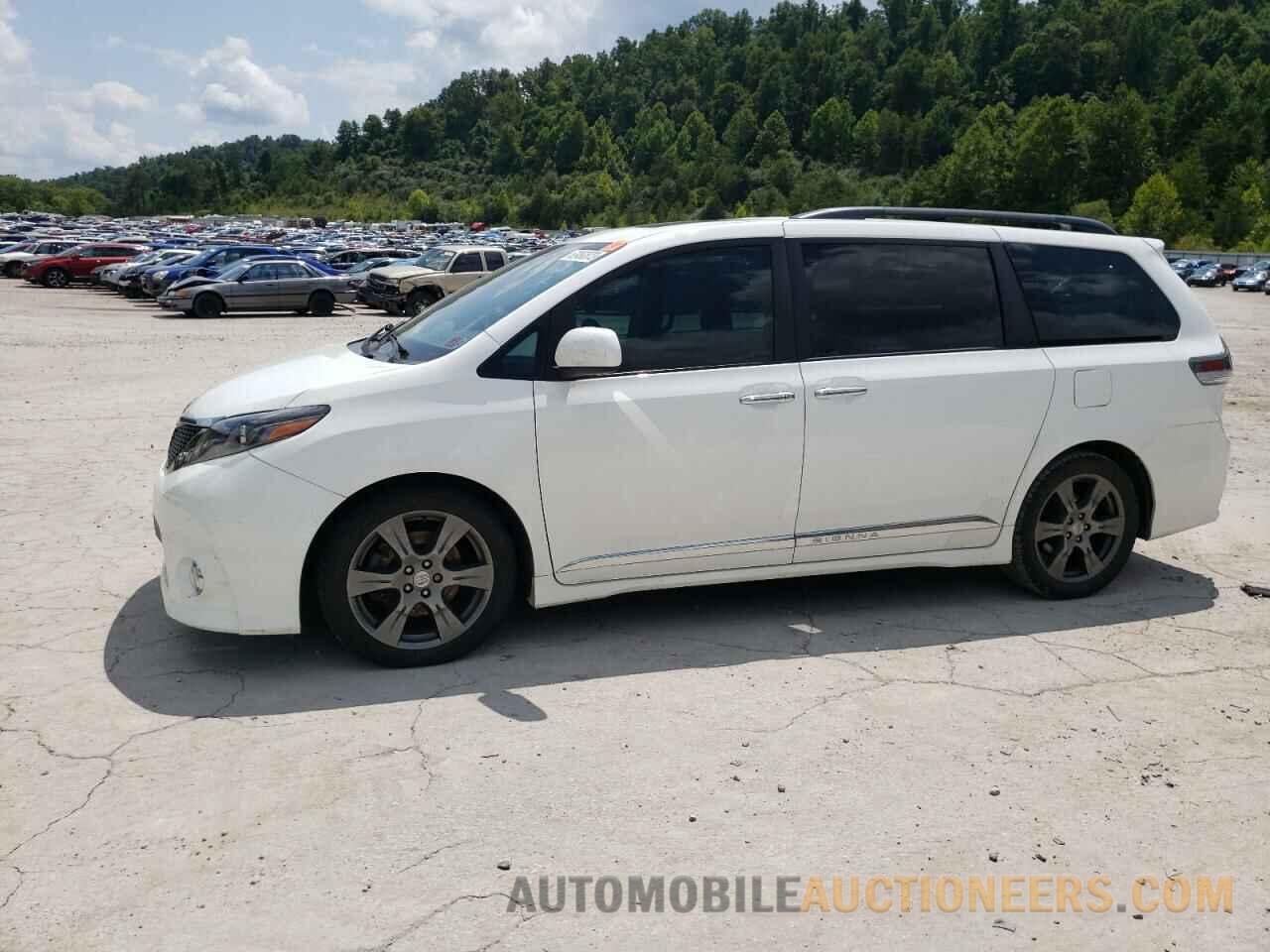 5TDXZ3DCXHS819178 TOYOTA SIENNA 2017