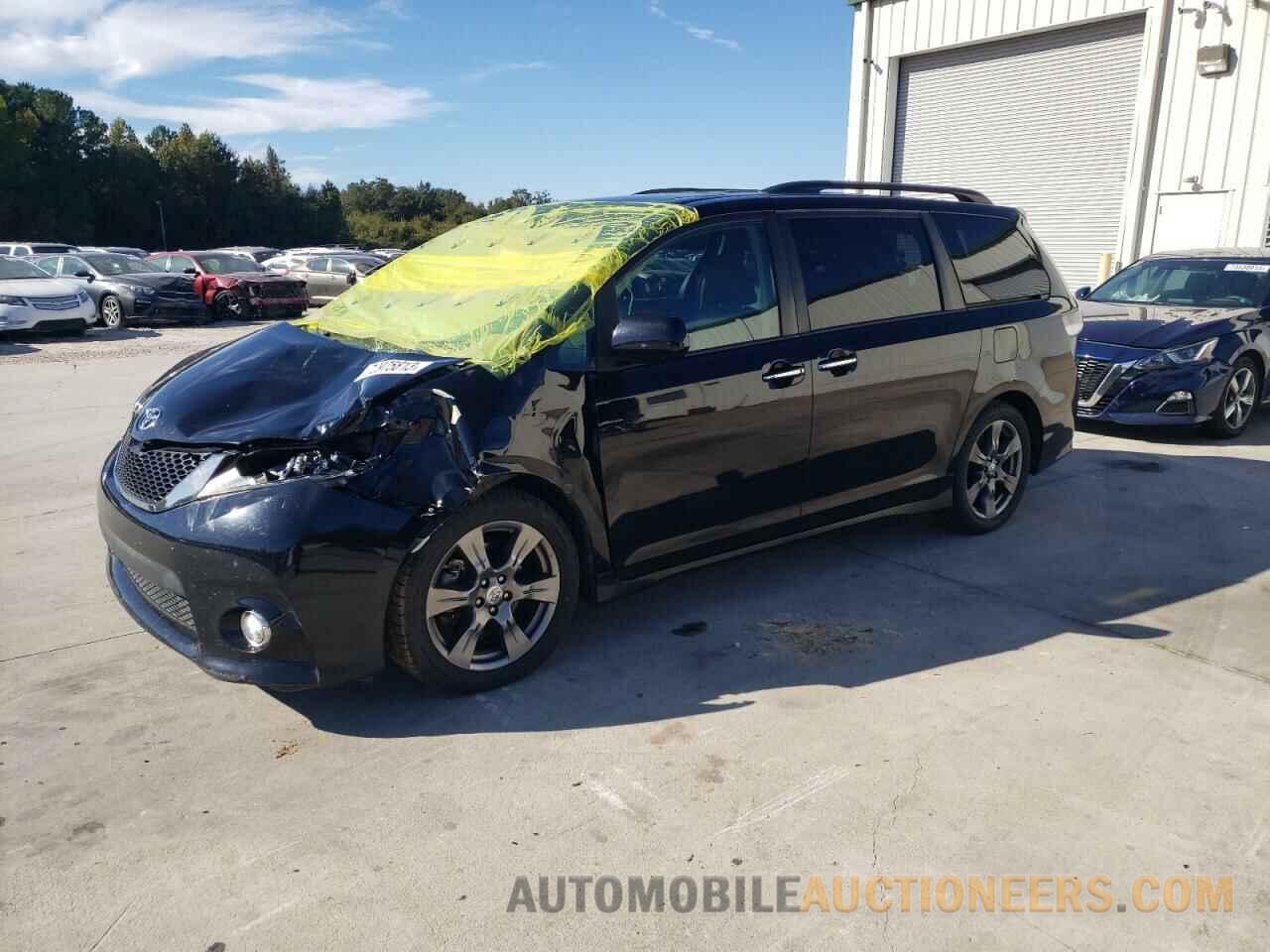 5TDXZ3DCXHS854738 TOYOTA SIENNA 2017