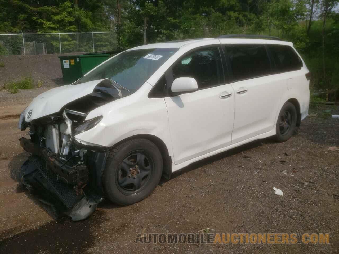 5TDXZ3DCXHS895869 TOYOTA SIENNA 2017