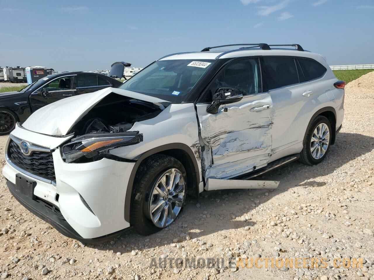 5TDYARAH8NS514871 TOYOTA HIGHLANDER 2022