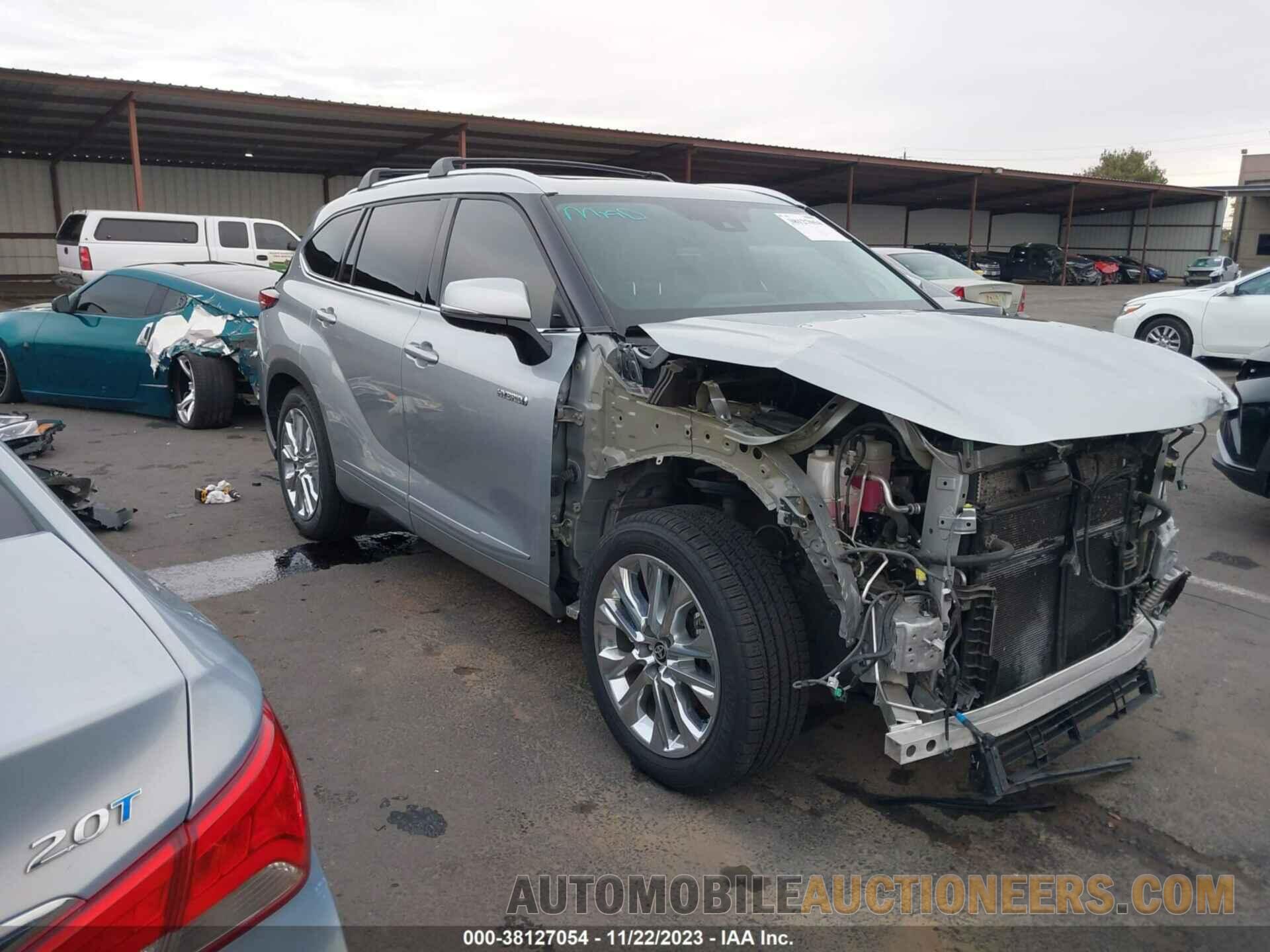 5TDYARAHXLS004325 TOYOTA HIGHLANDER 2020