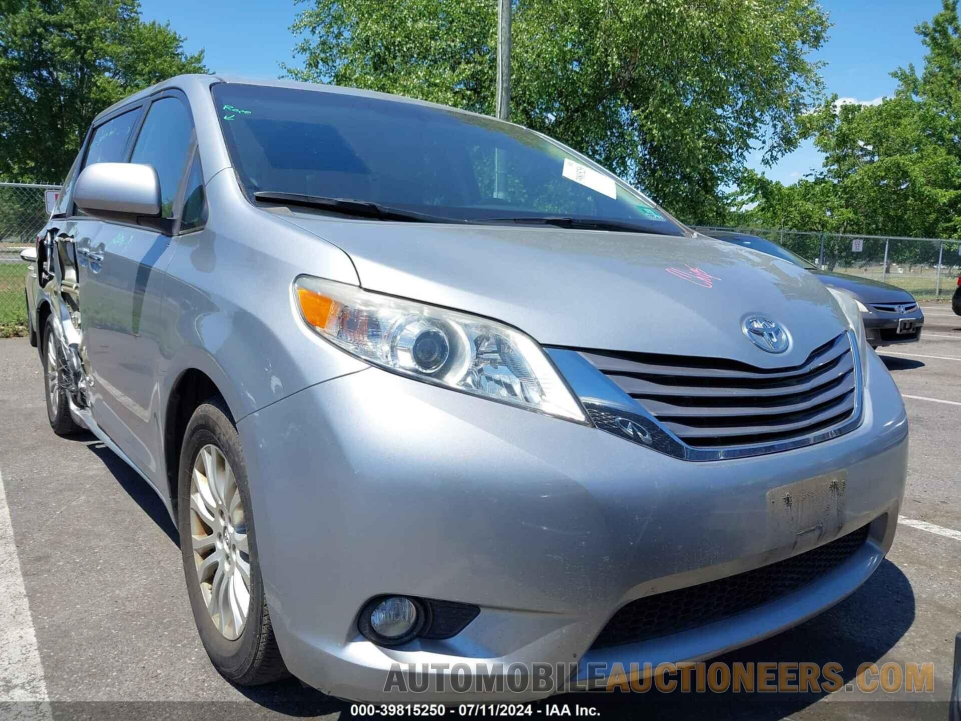 5TDYK3DC0FS532096 TOYOTA SIENNA 2015