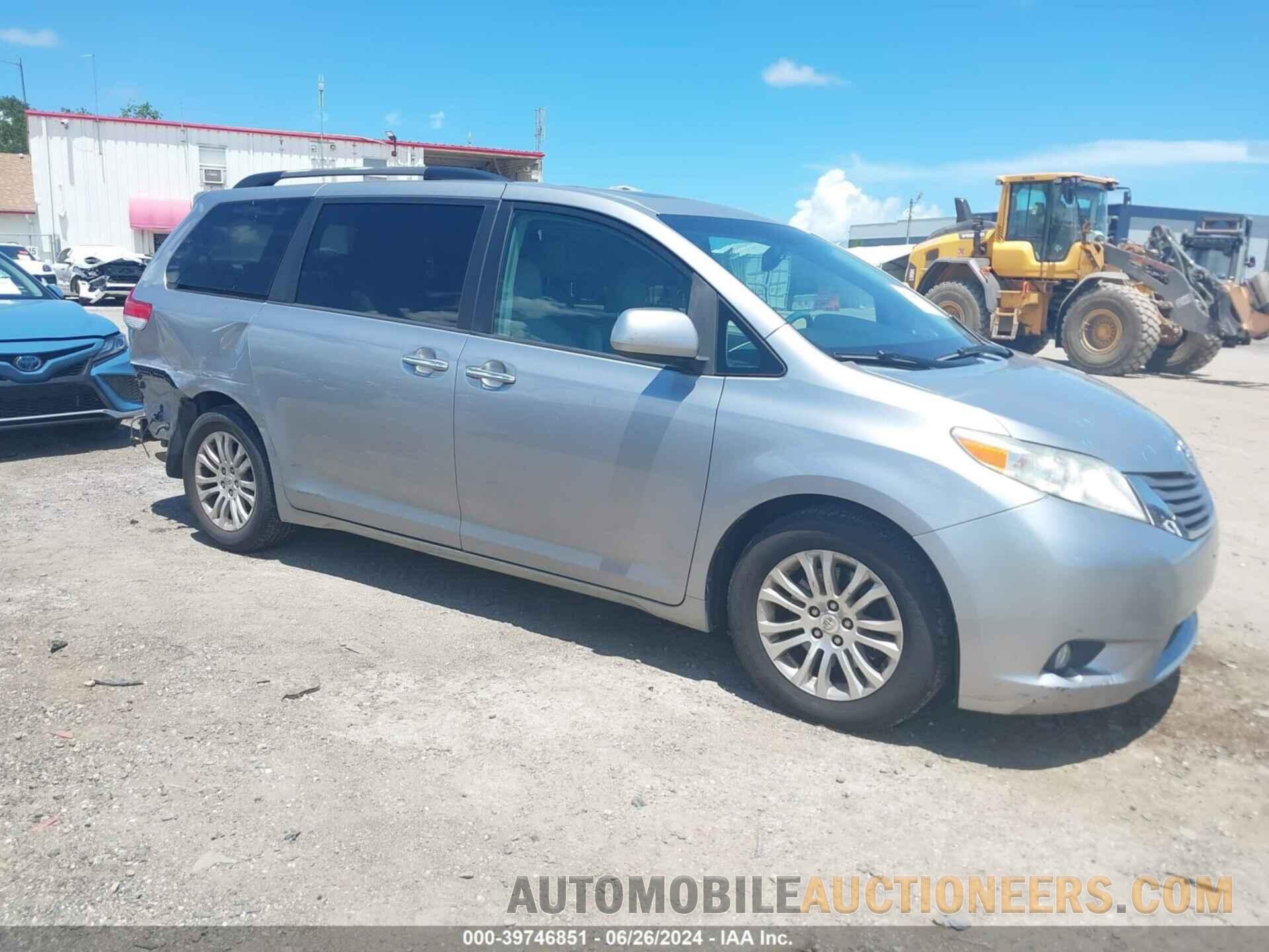 5TDYK3DC1BS007932 TOYOTA SIENNA 2011