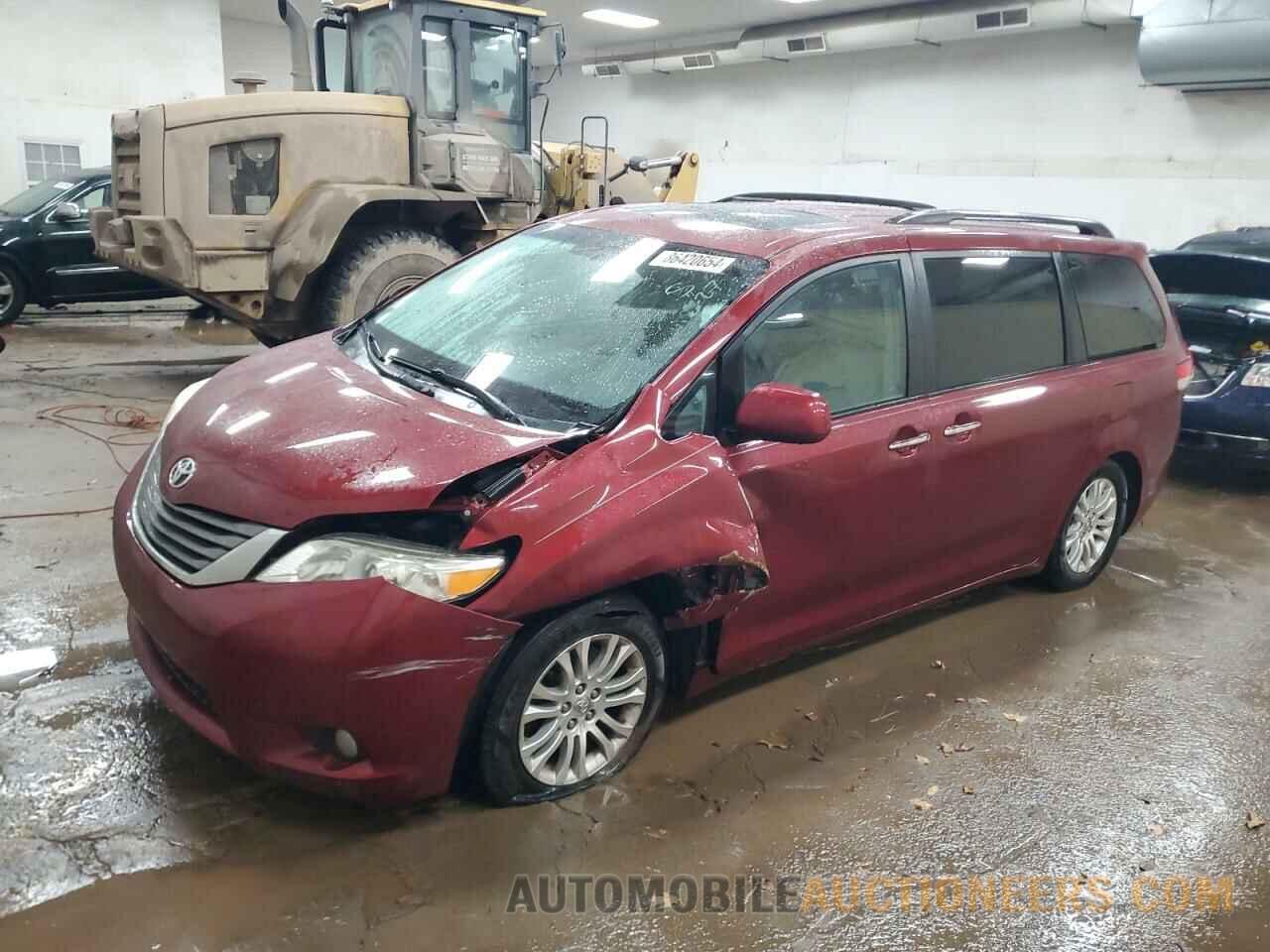 5TDYK3DC2BS104850 TOYOTA All Models 2011