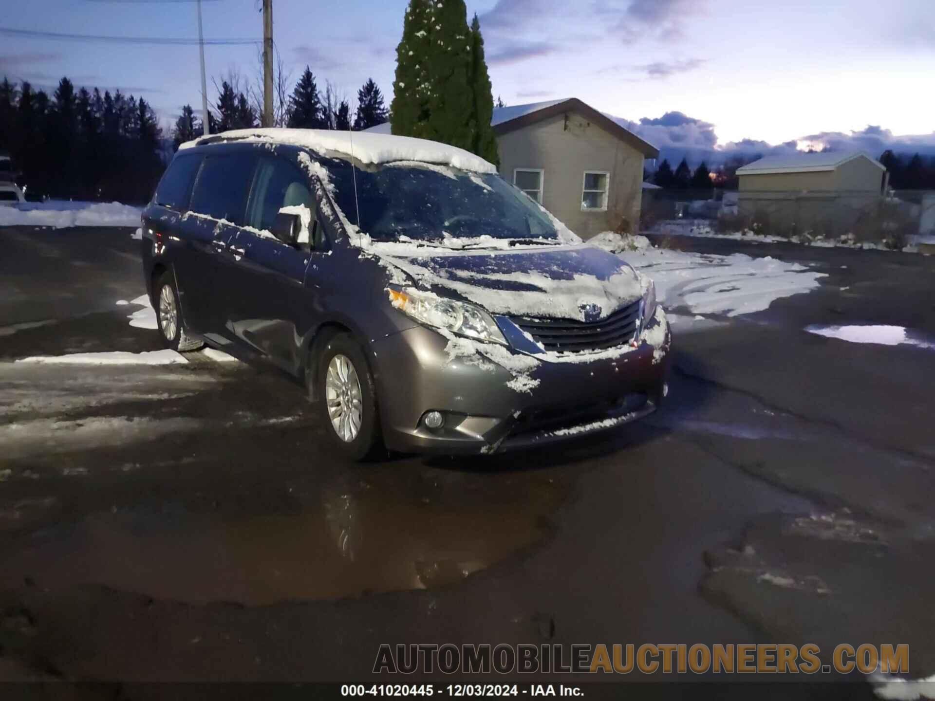 5TDYK3DC2BS106193 TOYOTA SIENNA 2011